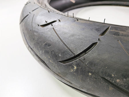 Used Front Motorcycle Tire Dunlop Sportmax Roadsport 2 120/70R17 45238704 {{ shop.shopifyCountryName }} - Mototech271