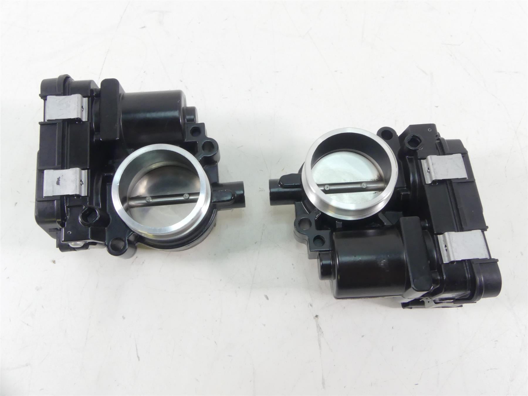 2016 BMW R1200RS K54 Throttle Bodies Fuel Injection Set 13548564959 {{ shop.shopifyCountryName }} - Mototech271