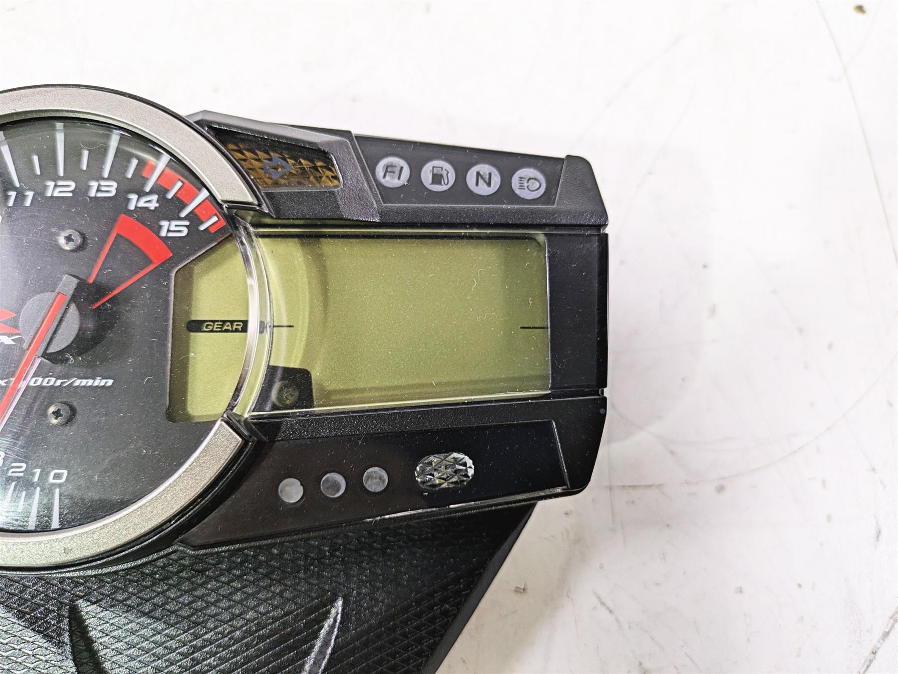 2016 Suzuki GSXR1000 Speedometer Gauges Instrument - Read 34120-47H50 {{ shop.shopifyCountryName }} - Mototech271