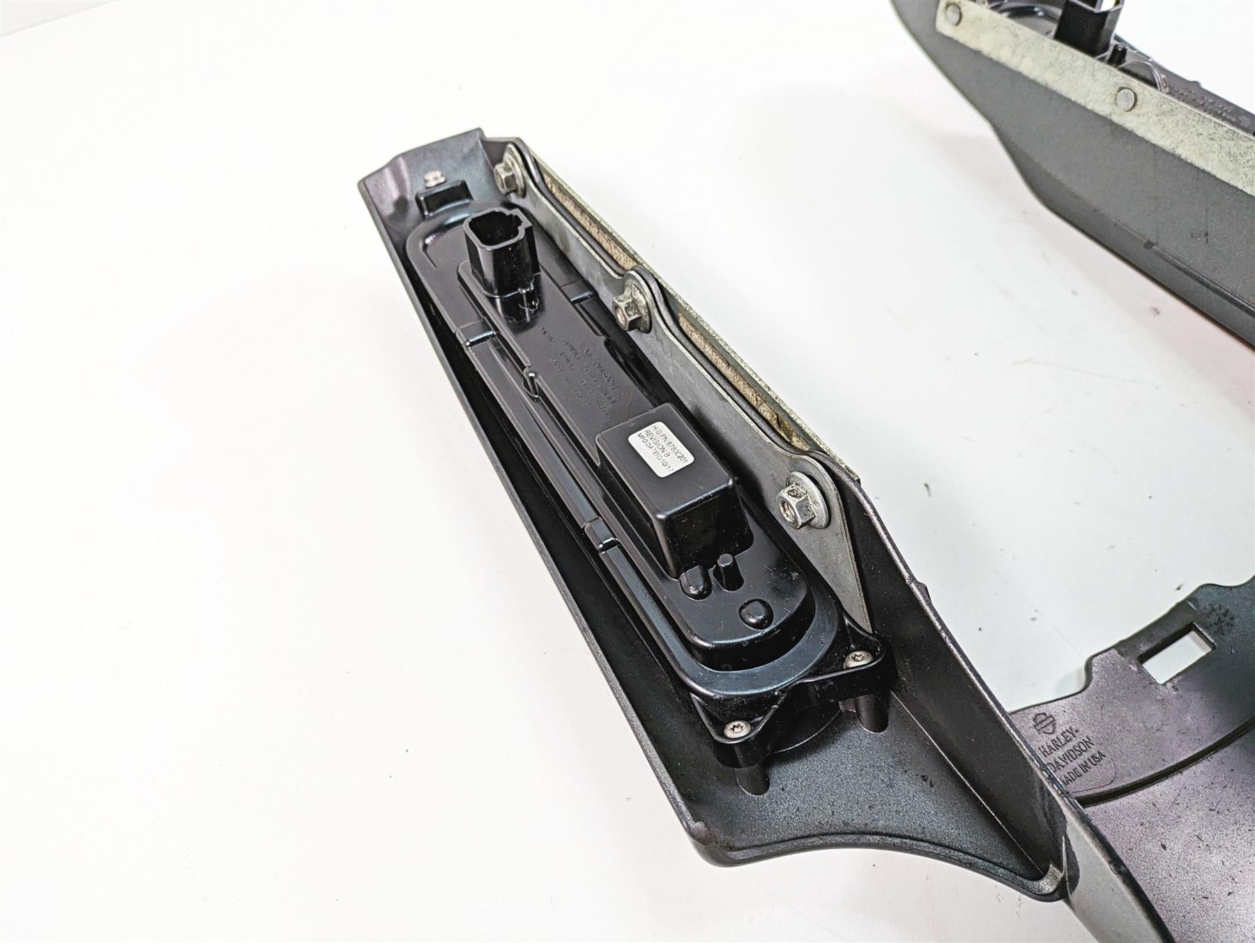 2018 Harley Touring FLHXSE CVO Street Glide Rear Tail Fascia Light Set 59500107 {{ shop.shopifyCountryName }} - Mototech271