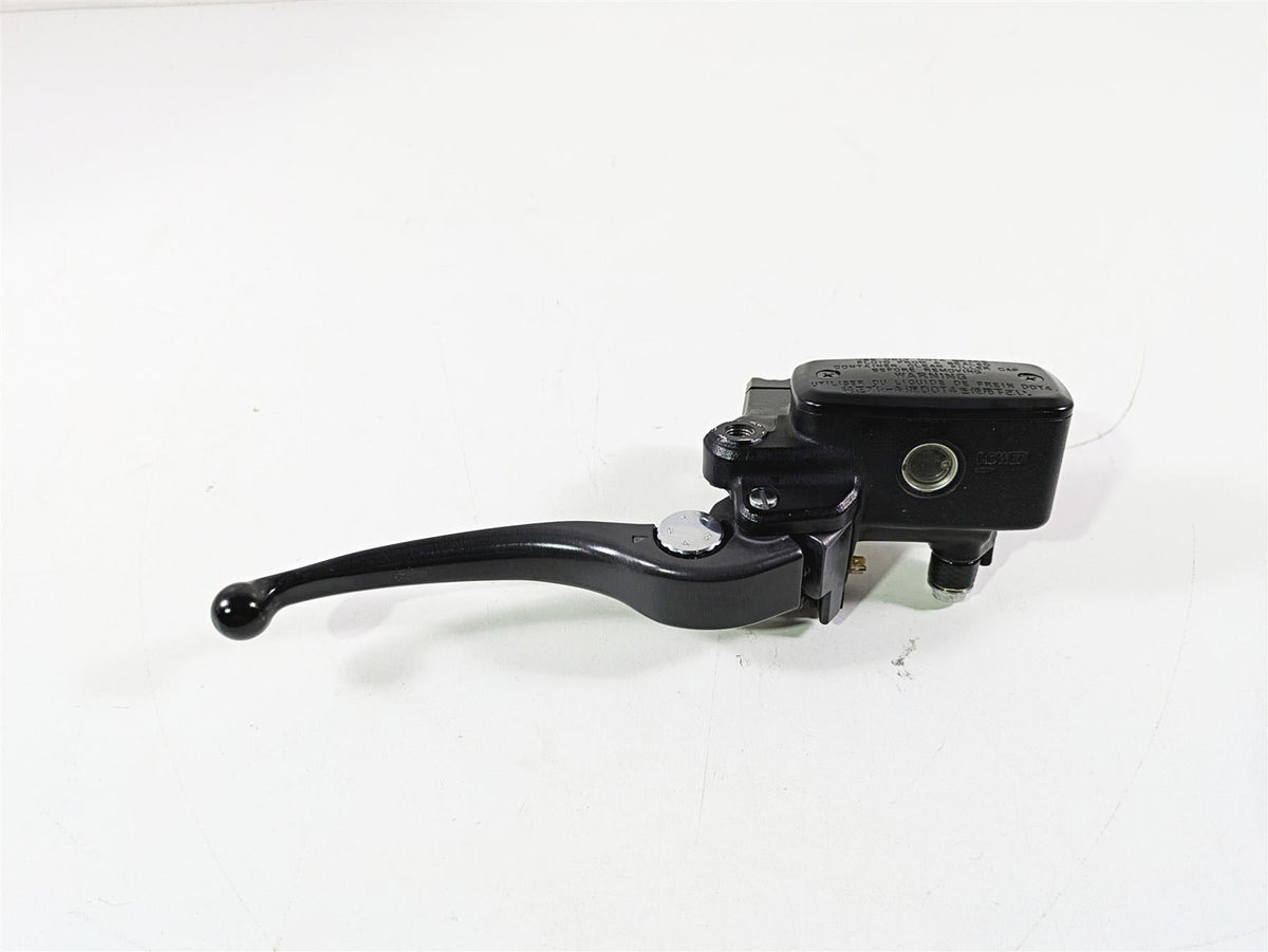 2016 Suzuki M109R VZR1800 Boulevard Front Brake Master Cylinder 5/8" 59600-10FD0 {{ shop.shopifyCountryName }} - Mototech271