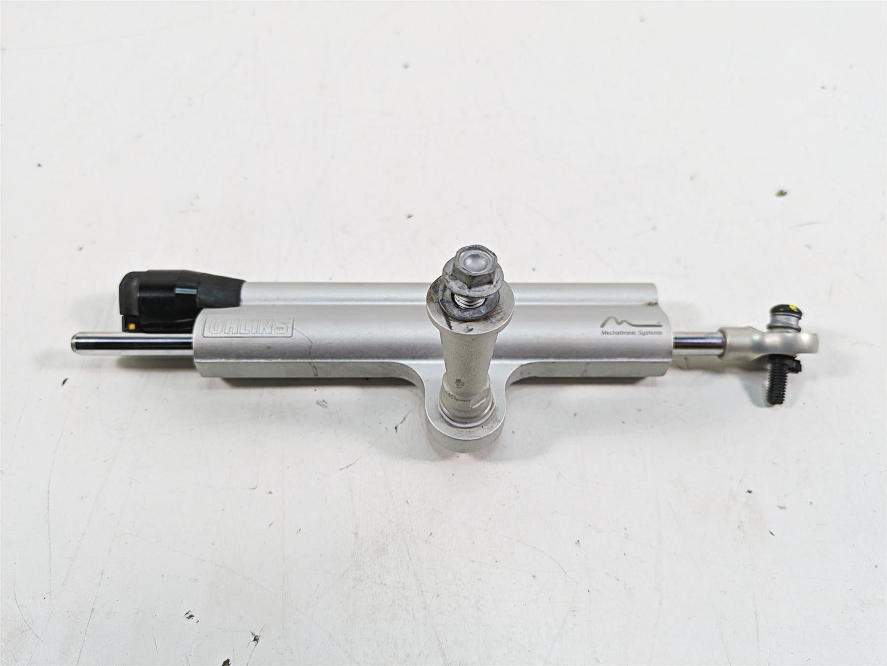 2020 Aprilia Tuono V4 Factory Ohlins Steering Damper Stabilizer 2B005520 {{ shop.shopifyCountryName }} - Mototech271