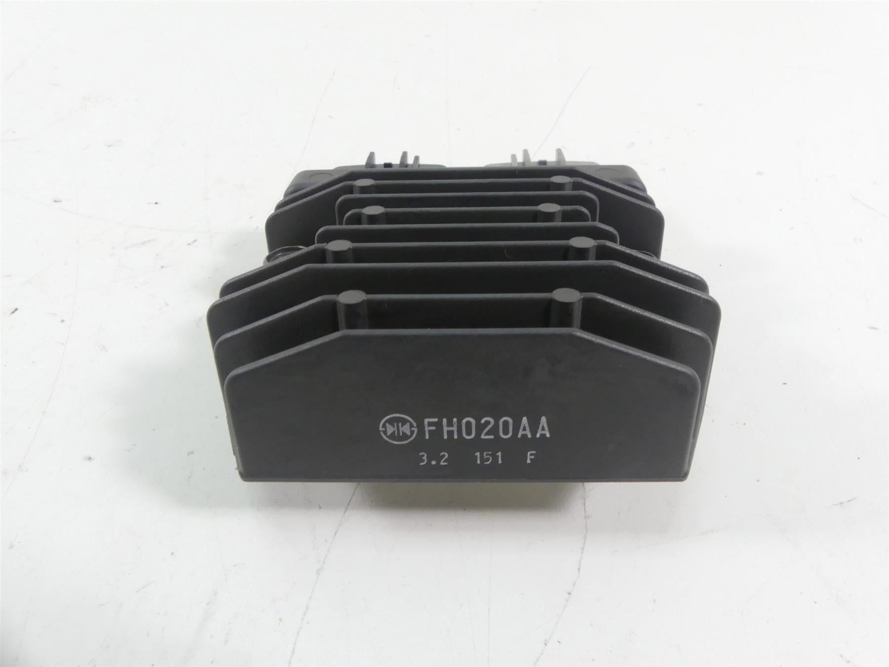 2013 Yamaha VMX17 V-Max 1700 Rectifier Voltage Regulator 1D7-81960-01-00 FH020AA {{ shop.shopifyCountryName }} - Mototech271