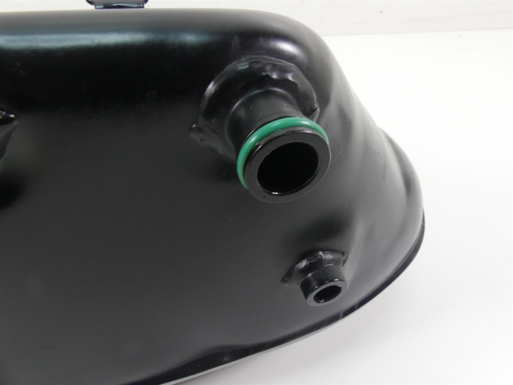 2013 Triumph Rocket 3 Touring Oil Tank Reservoir Dipstick & Cover T1210259 {{ shop.shopifyCountryName }} - Mototech271
