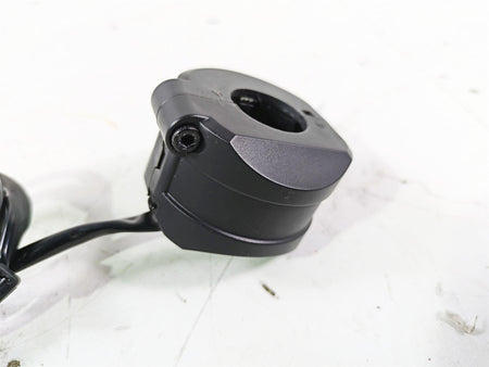 2015 Ducati Panigale 1299 S Right Hand Start Kill Control Switch 65010094I {{ shop.shopifyCountryName }} - Mototech271