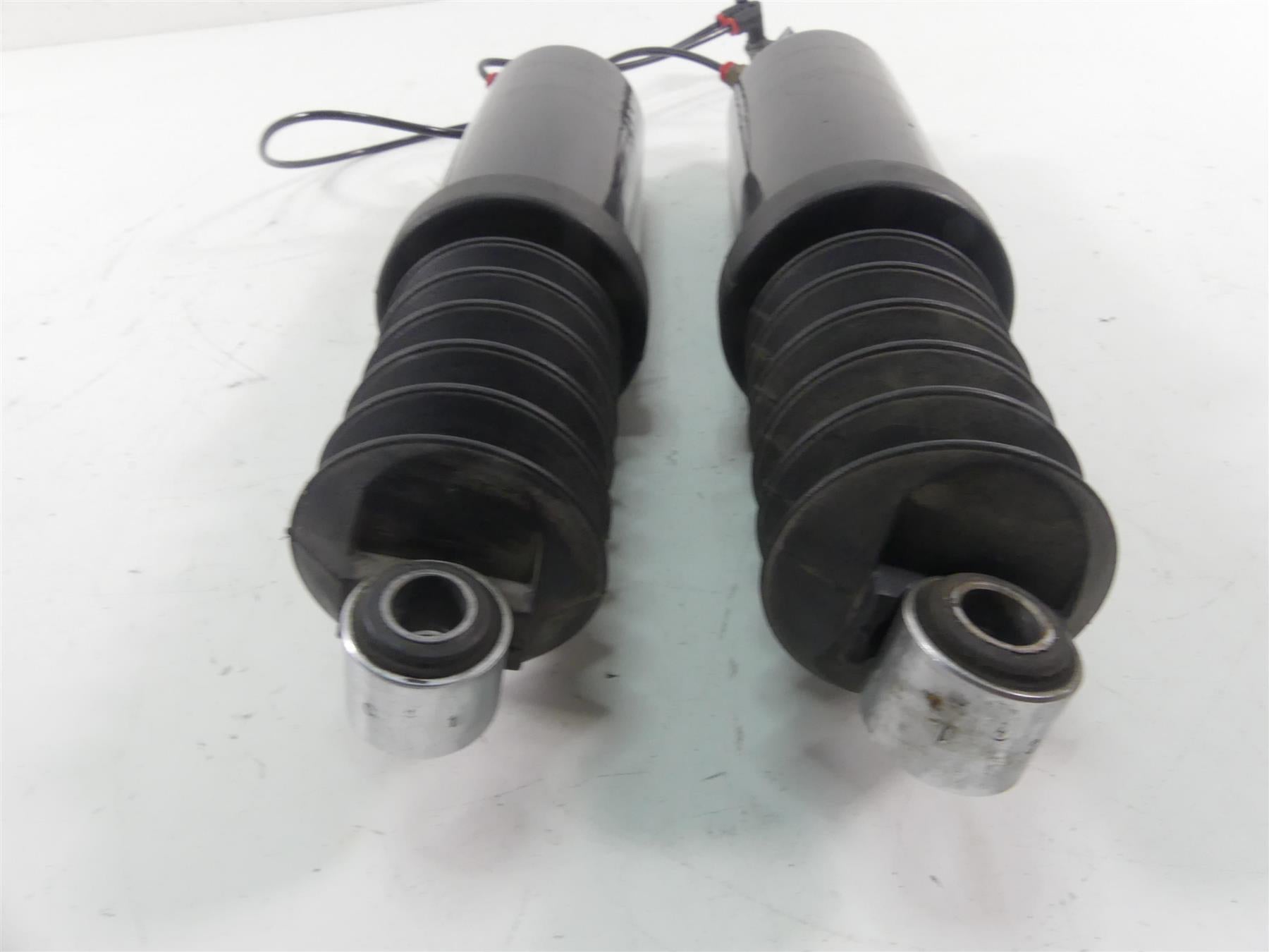 2012 Harley Touring FLHTK Electra Glide Straight Rear 13" Air Shock Set 54565-09 {{ shop.shopifyCountryName }} - Mototech271
