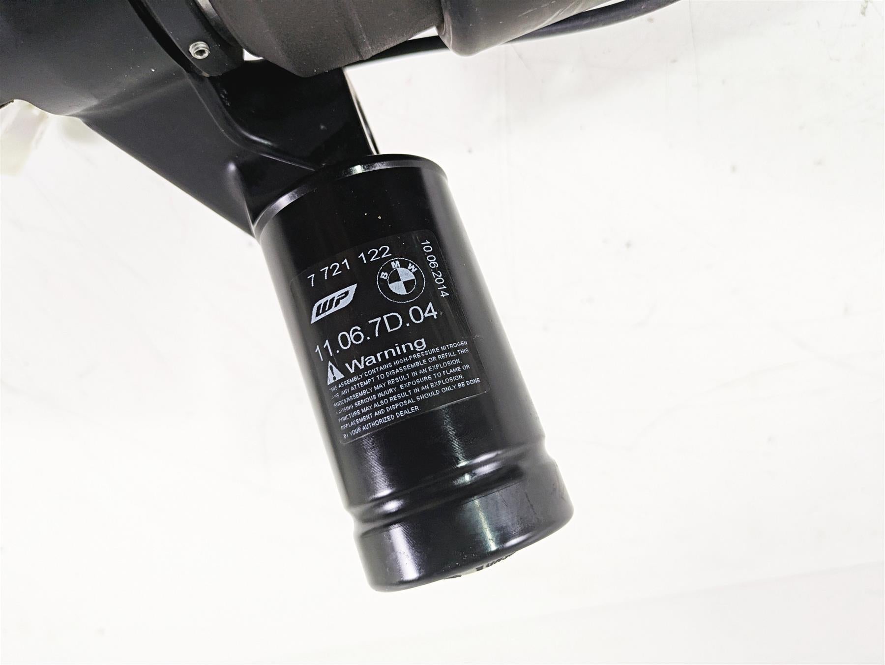 2015 BMW K1600 GT K48 Rear Shock Damper ESA 33537721122 11.06.7D.04 {{ shop.shopifyCountryName }} - Mototech271