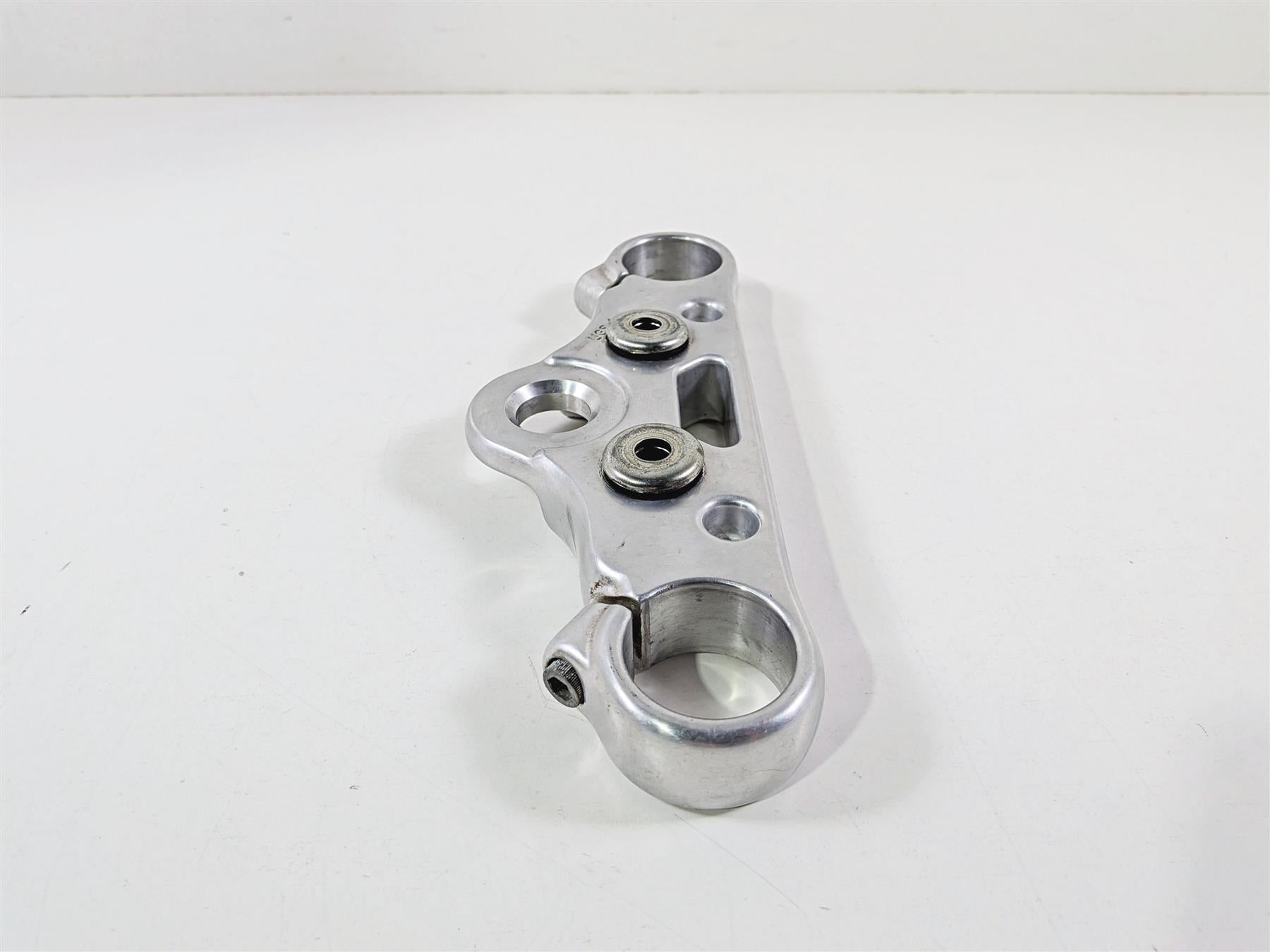 2011 Harley FXDF Dyna Fat Bob Upper Triple Tree Steering Clamp 49mm 47661-08 {{ shop.shopifyCountryName }} - Mototech271
