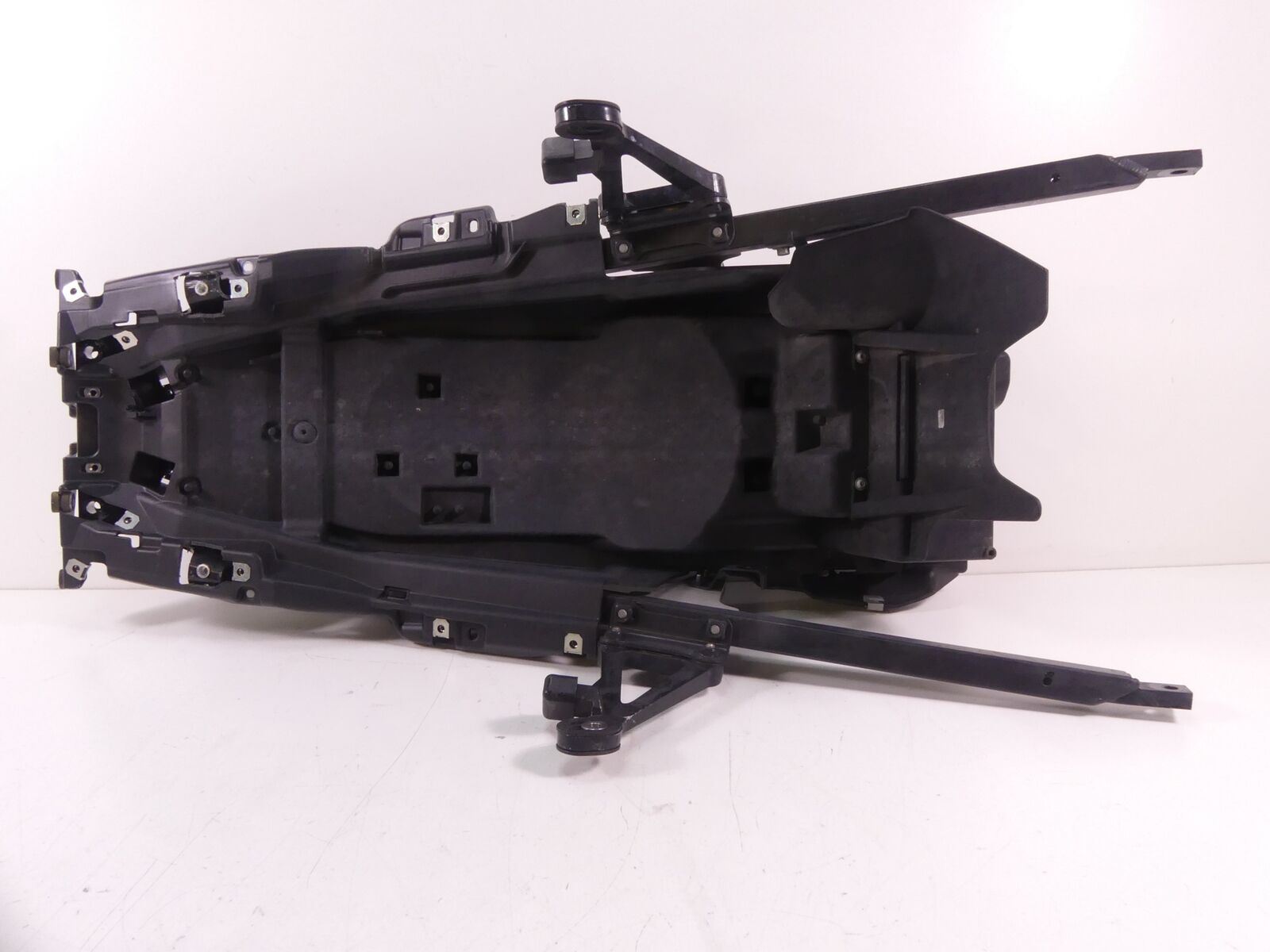 2012 BMW K1600GTL K48 Rear Sub Frame Subframe 46518563239 {{ shop.shopifyCountryName }} - Mototech271