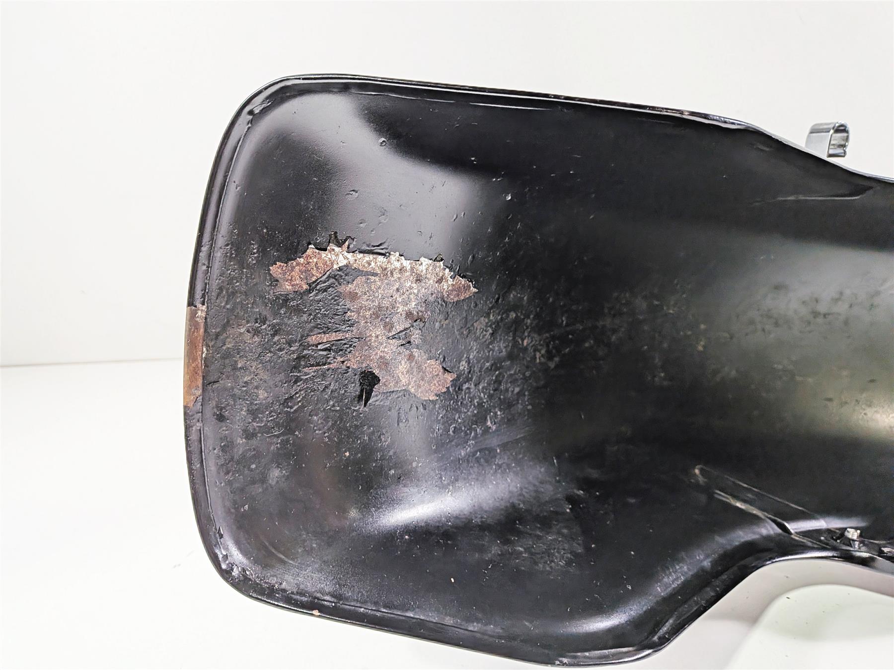 2006 Suzuki C90 VL1500T Boulevard Front Fender 53110-10F30 53110-10F30 {{ shop.shopifyCountryName }} - Mototech271