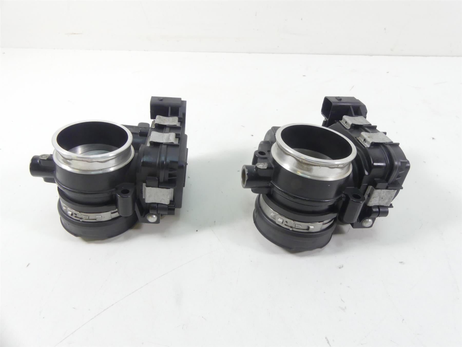 2015 BMW R1200RT K52 Throttle Body Bodies Fuel Injector Inject Set 13548564959 {{ shop.shopifyCountryName }} - Mototech271