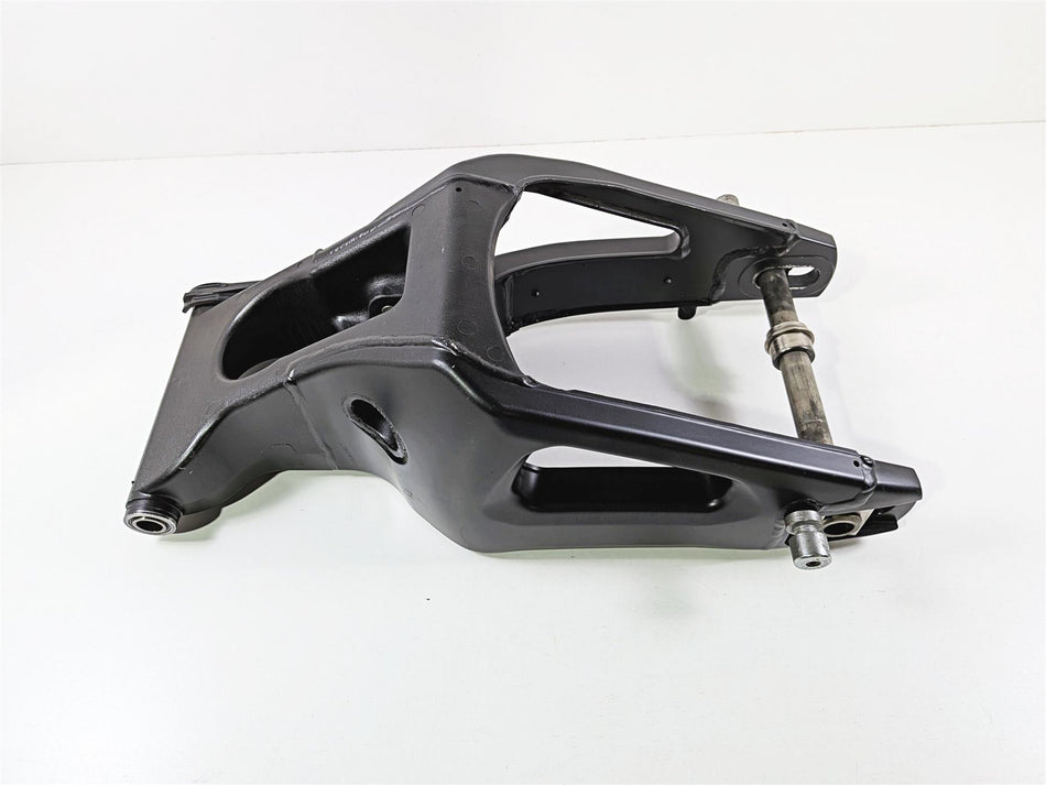 2008 Yamaha YZF R1 RN19 Straight Swingarm Swing Arm 4C8-22110-10-00 {{ shop.shopifyCountryName }} - Mototech271