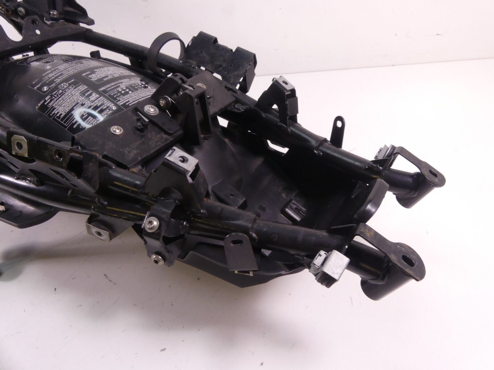 2011 BMW R1200RT K26 Straight Rear Subframe Sub Frame + Inner Fender 46518521840 {{ shop.shopifyCountryName }} - Mototech271
