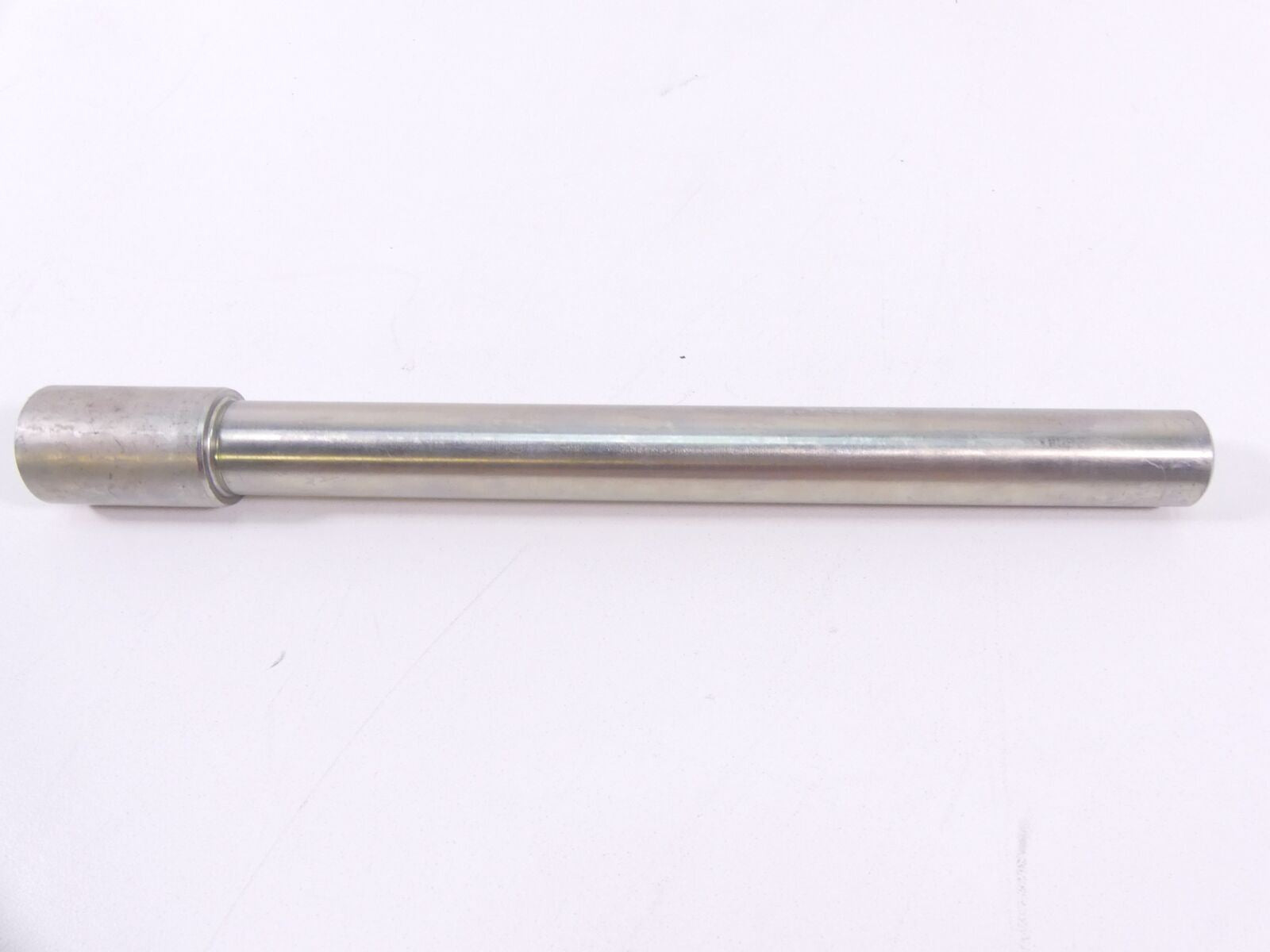 2019 Yamaha VMX17 V-Max 1700 Front Axle Wheel Spindle 22mm 2S3-25181-00-00 {{ shop.shopifyCountryName }} - Mototech271