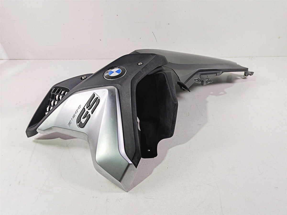 2017 BMW R1200 GS K50 Left Tank Side Fairing Cover Set 46638556635 {{ shop.shopifyCountryName }} - Mototech271
