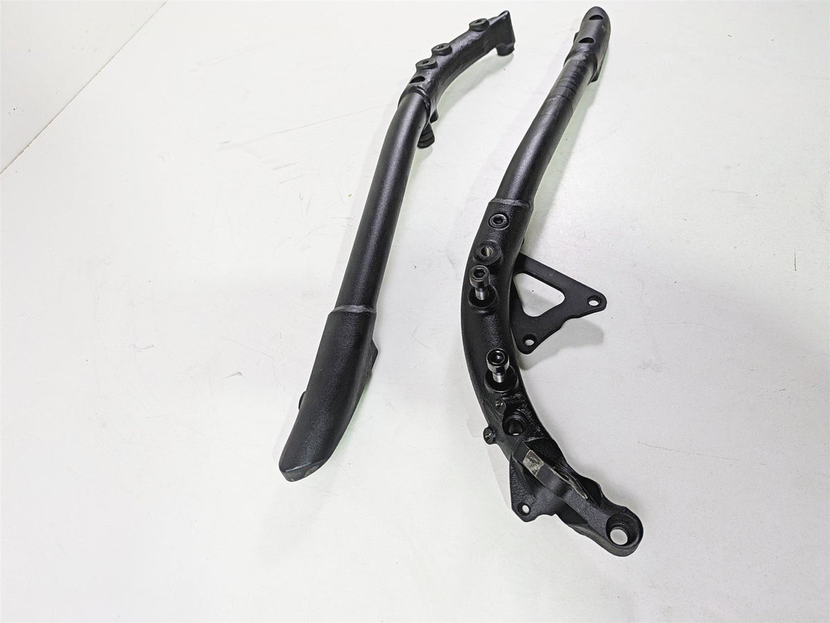 2017 Indian Chieftain Limited Front Frame Down Tube Set 1018969 1018970 {{ shop.shopifyCountryName }} - Mototech271