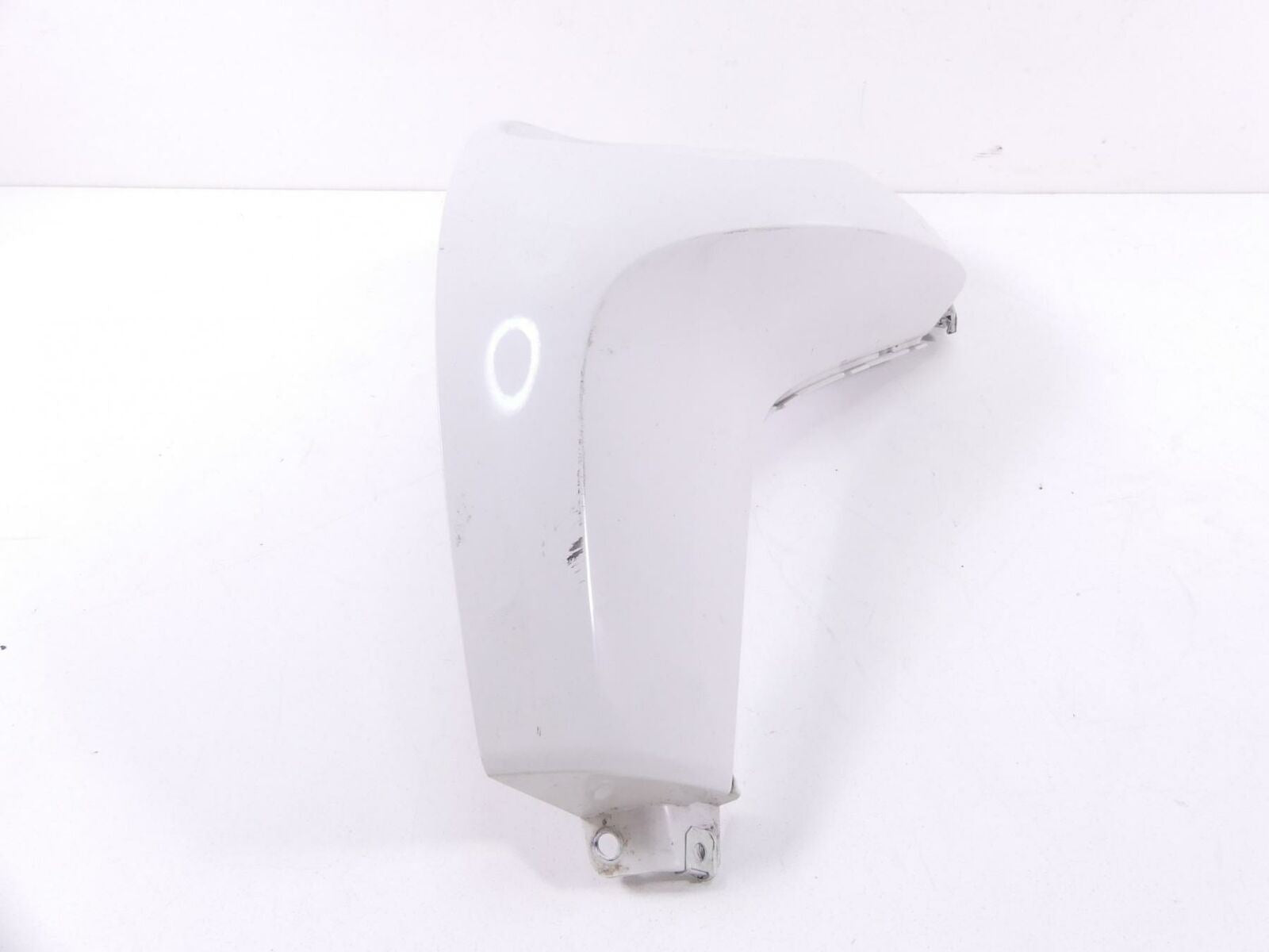2017 BMW R1200 RT RTW K52 Right Tank Cover Fairing Alpinwhite 46638533564 {{ shop.shopifyCountryName }} - Mototech271