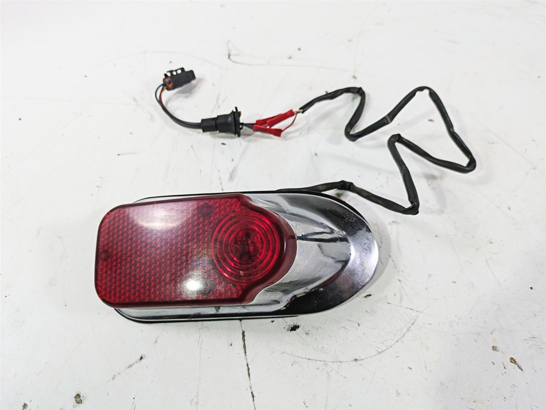 2005 Harley Softail FLSTSCI Heritage Springer Taillight Brake Lamp 68280-05 {{ shop.shopifyCountryName }} - Mototech271