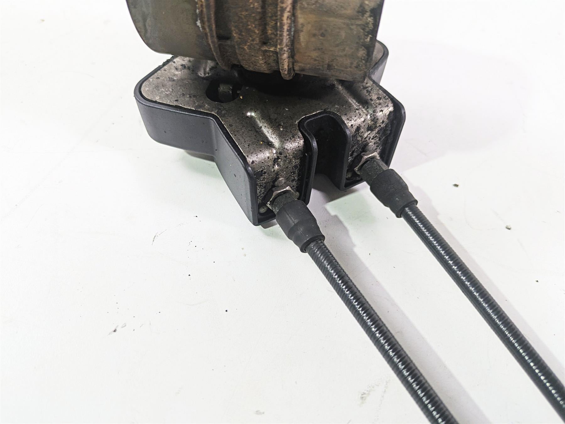 2010 BMW R1200GS K25 Exhaust Flap 57mm Servo Motor 18518546552 18307712952 {{ shop.shopifyCountryName }} - Mototech271