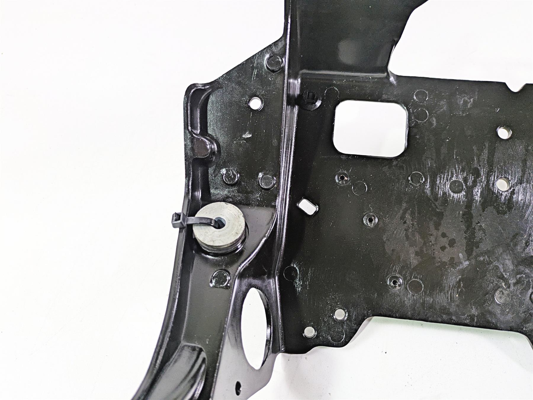 2017 Indian Chieftain Limited Front Fairing Stay Holder Carrier 1022608 {{ shop.shopifyCountryName }} - Mototech271