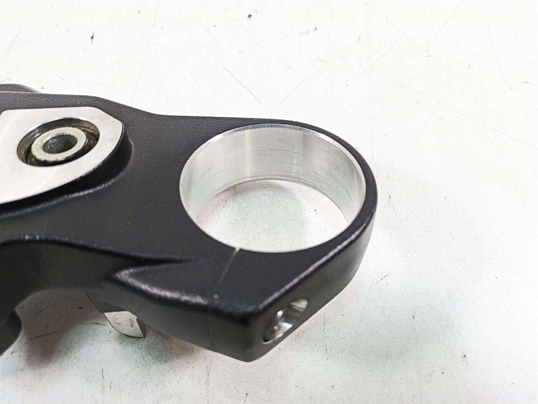 2020 Ducati Scrambler 1100 Sport Pro Upper Triple Tree Steering Clamp 34111571AA {{ shop.shopifyCountryName }} - Mototech271