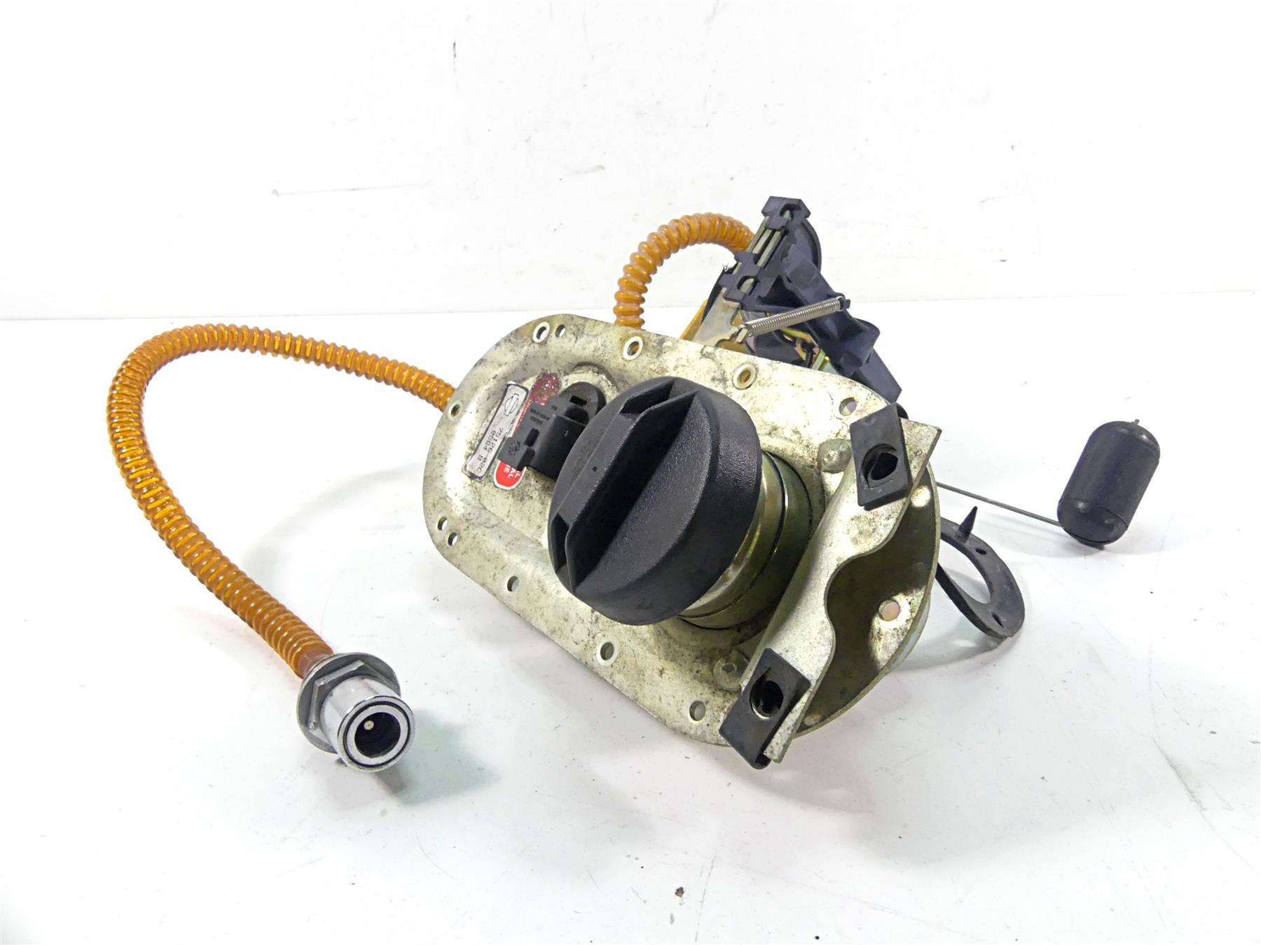 2004 Harley Touring FLHTCUI Electra Glide Fuel Gas Petrol Pump -Tested 75126-02 {{ shop.shopifyCountryName }} - Mototech271