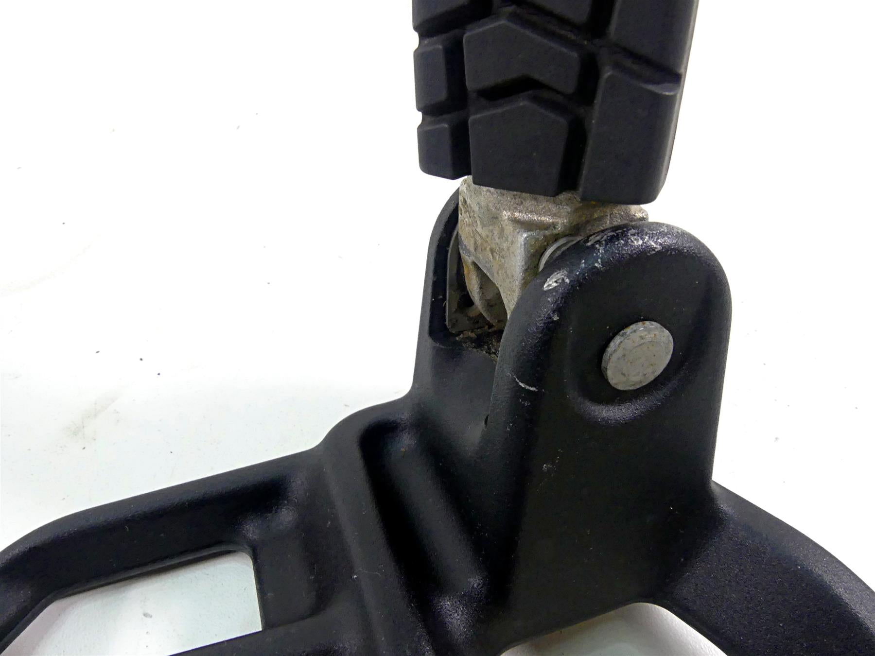 2015 KTM 1190 Adventure Rear Passenger Footpeg Set 6030304800033S 6030304900033S {{ shop.shopifyCountryName }} - Mototech271