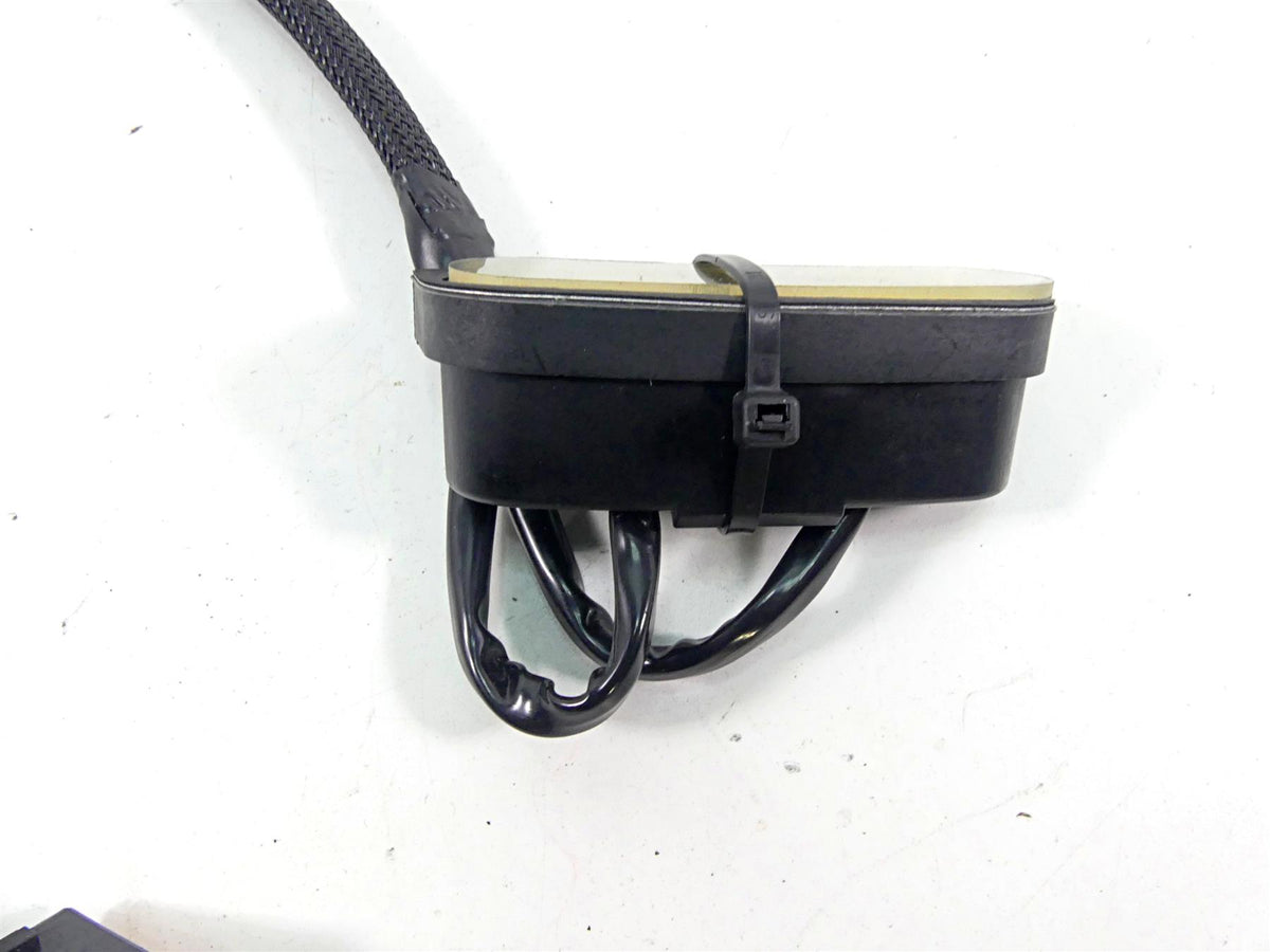 2005 Harley VRSCSE CVO V-Rod Tank Cover Console Instrument Lights 69239-05A {{ shop.shopifyCountryName }} - Mototech271