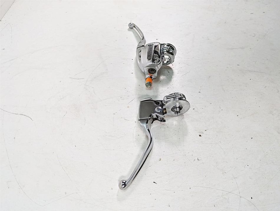 2010 Harley Touring FLHTCU Electra Glide Chrome Brake Clutch Lever Set 44551-08F {{ shop.shopifyCountryName }} - Mototech271
