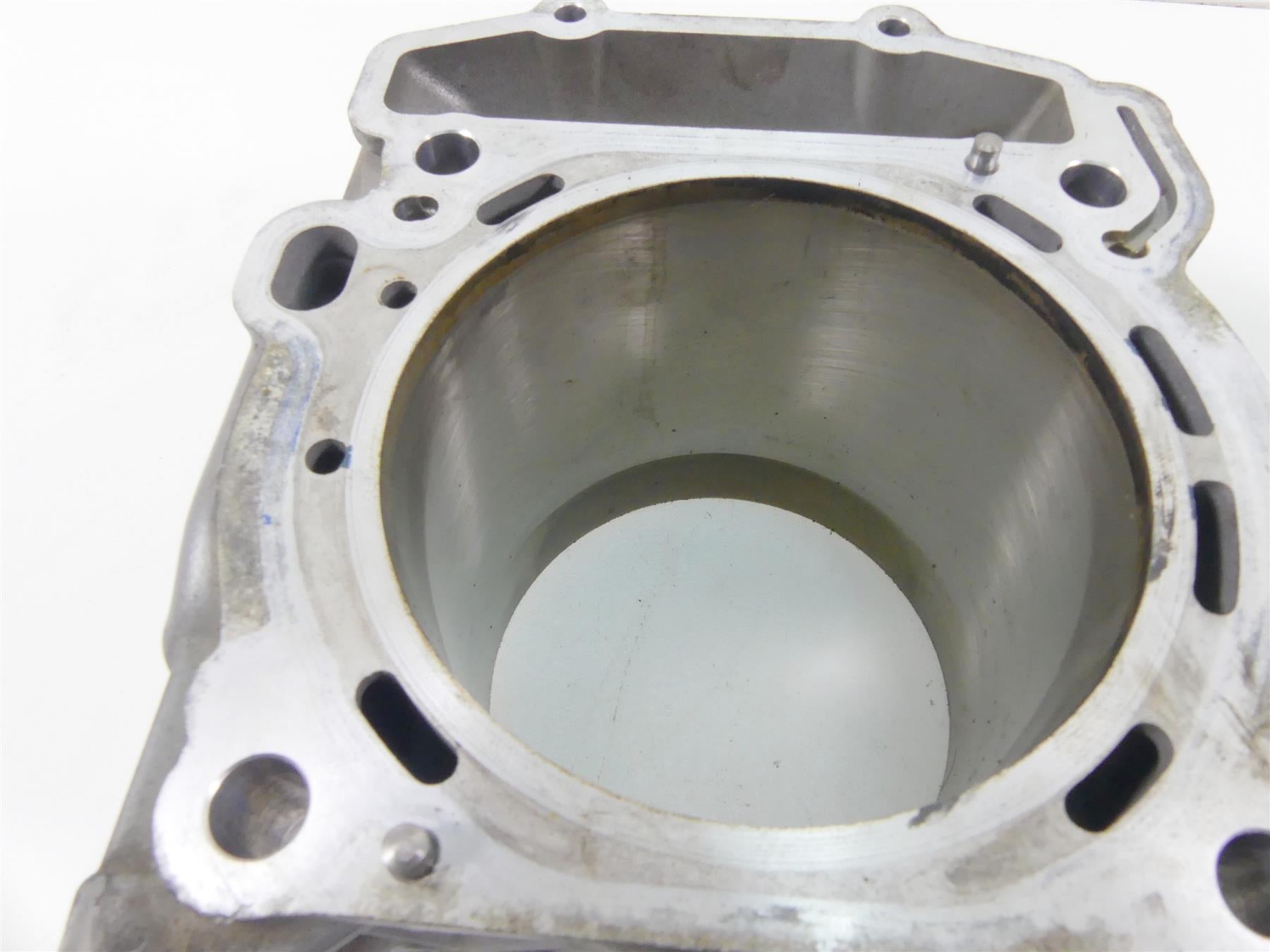 2015 KTM 1290 Adventure Cylinder Jugs Piston Set 6133003820024 {{ shop.shopifyCountryName }} - Mototech271