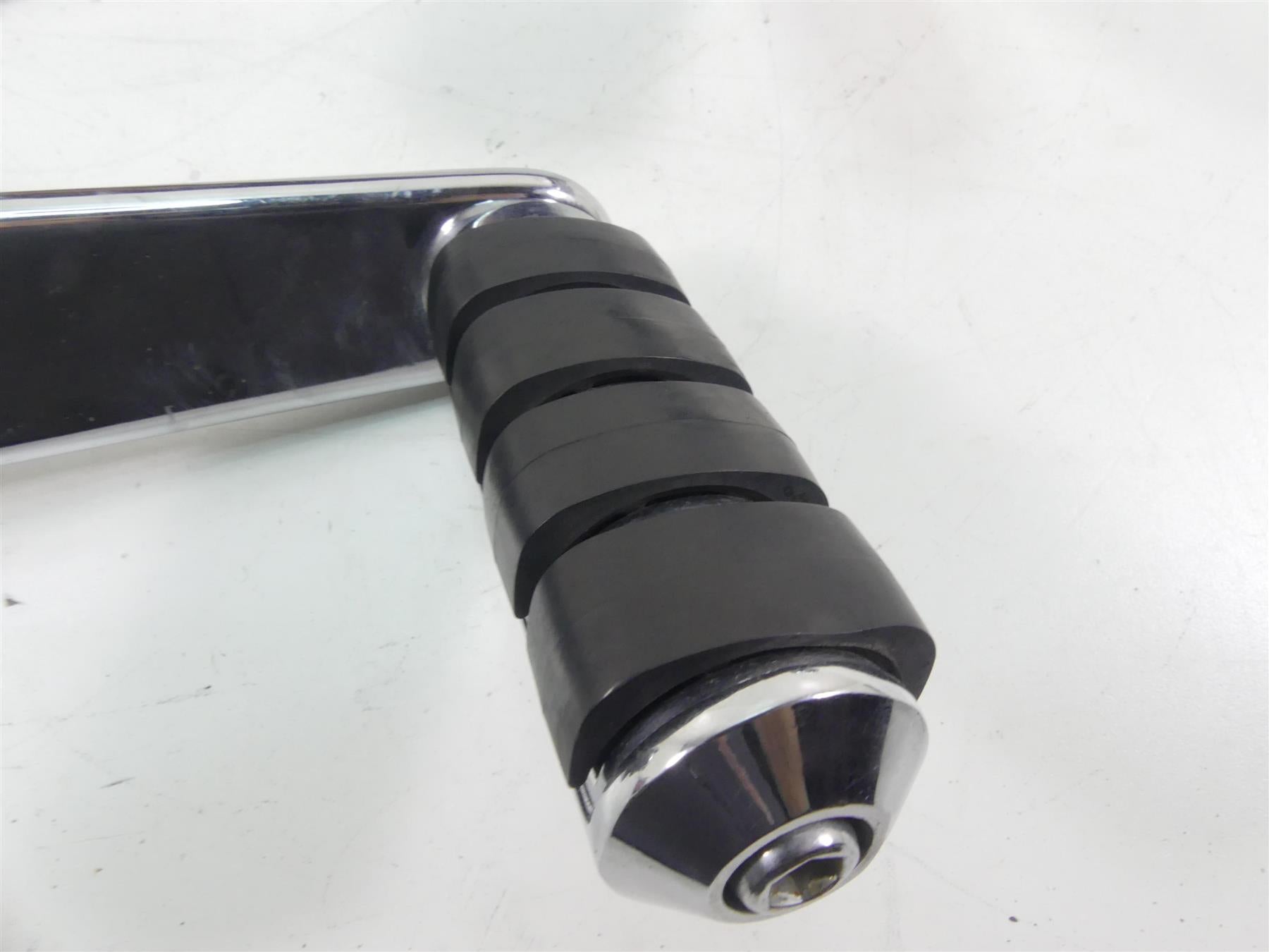 1999 Harley Touring FLHTCUI Electra Glide Kuryakyn Rear Adjustable Pegs Set 7926 {{ shop.shopifyCountryName }} - Mototech271