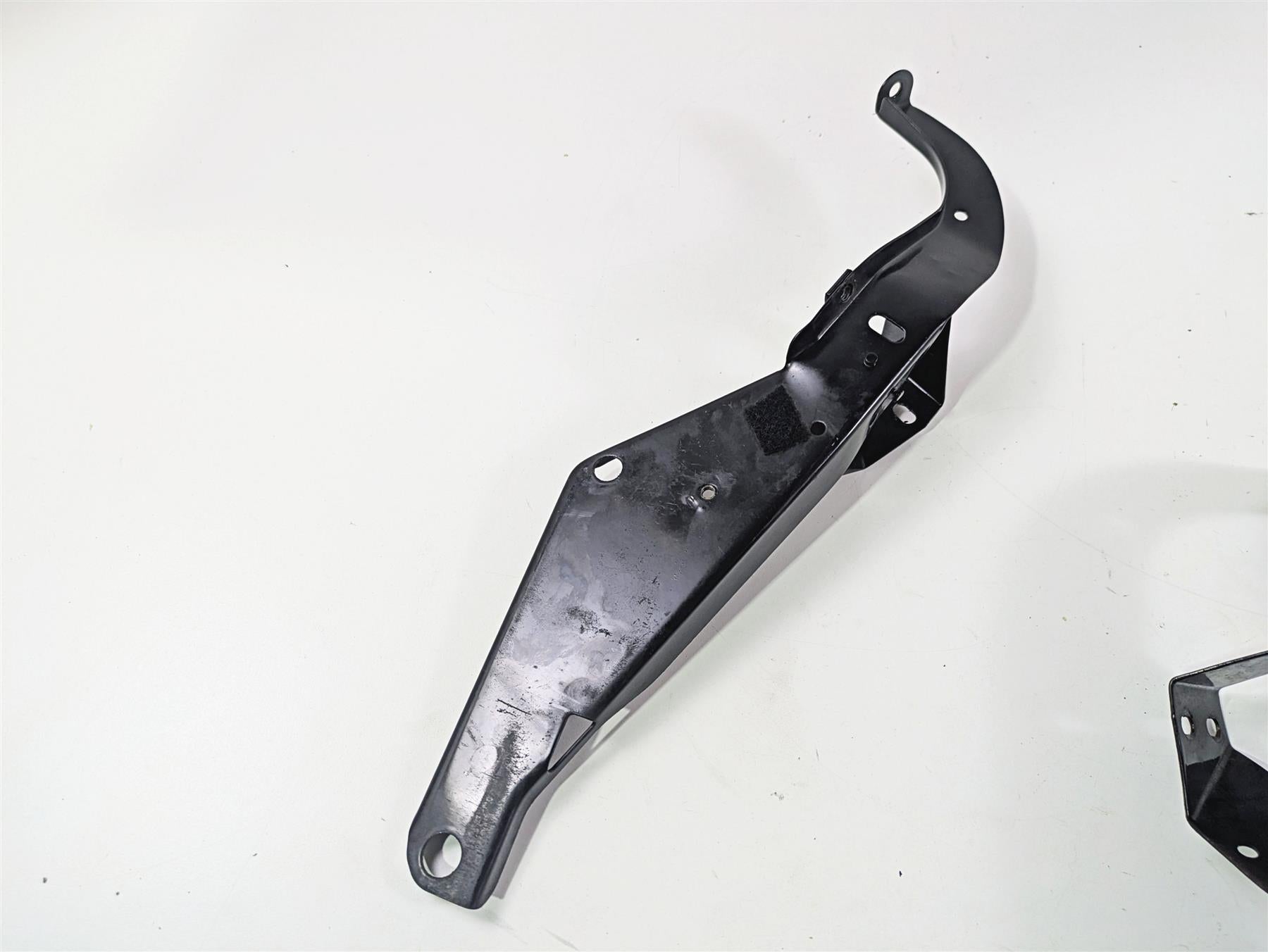 2001 Harley Touring FLHX Street Glide Front Fairing Mount Set - Read 58478-96 {{ shop.shopifyCountryName }} - Mototech271