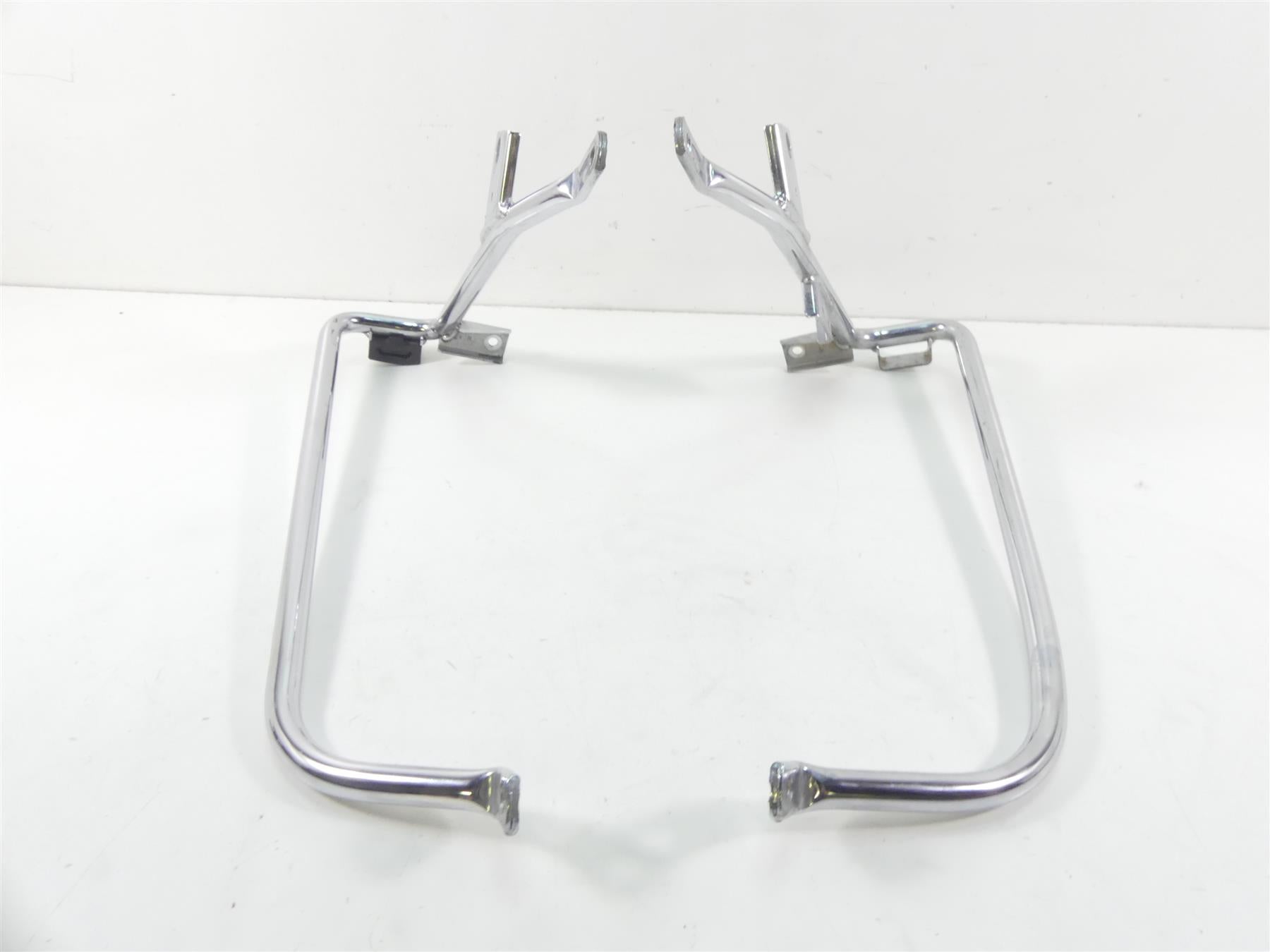 2010 Harley Touring FLHX Street Glide Saddlebag Chrome Rack Mount Set 49207-09 {{ shop.shopifyCountryName }} - Mototech271