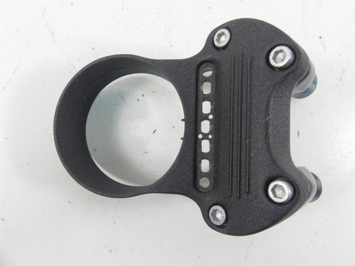 2020 Harley Sportster XL1200 NS Iron Speedometer Housing & Riser Set 55847-05A {{ shop.shopifyCountryName }} - Mototech271