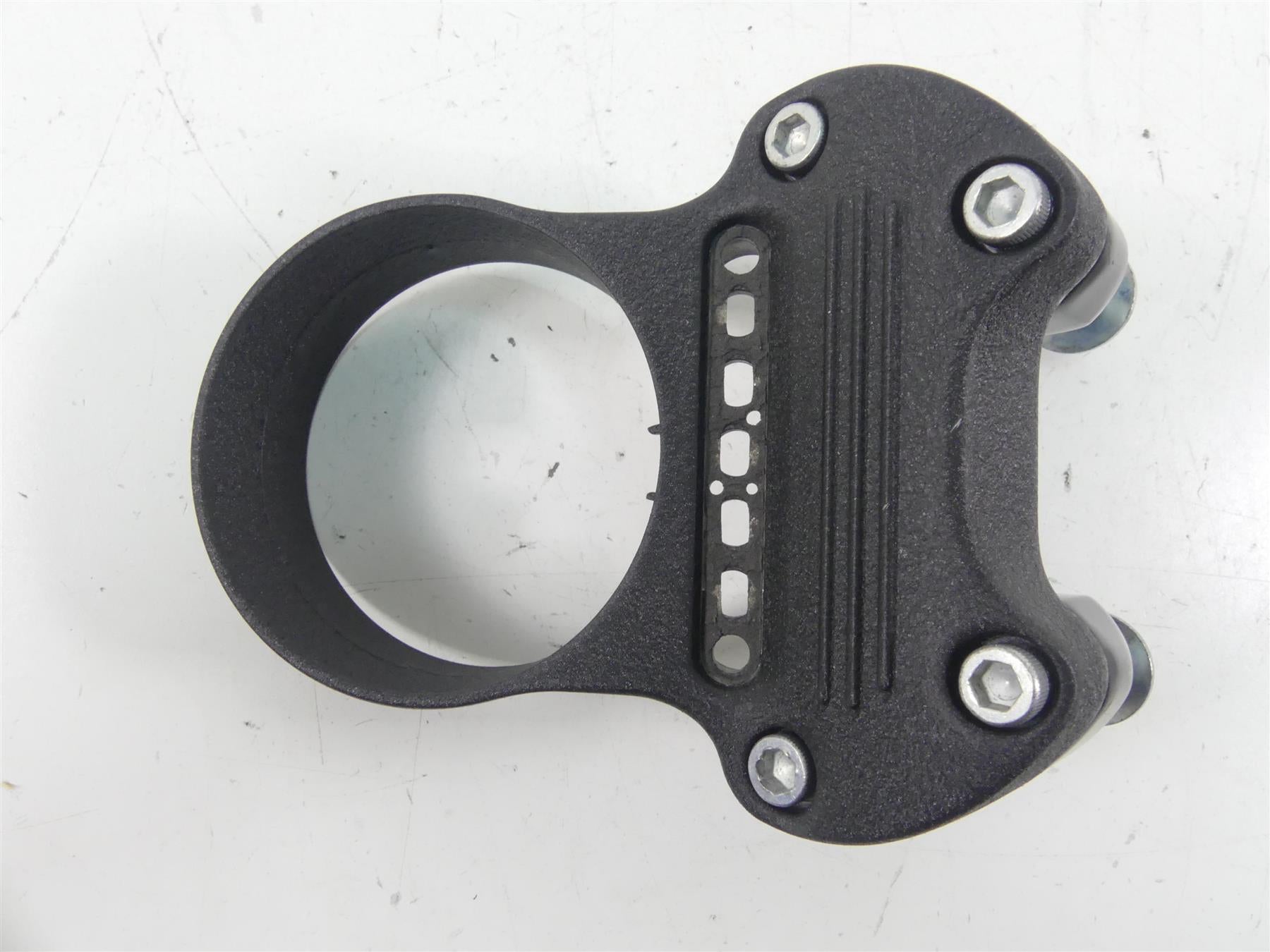 2020 Harley Sportster XL1200 NS Iron Speedometer Housing & Riser Set 55847-05A {{ shop.shopifyCountryName }} - Mototech271