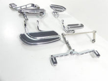 Load image into Gallery viewer, 2007 Harley FLHTCU SE CVO Electra Glide Floorboard Shifter Brake Set 50688-04
