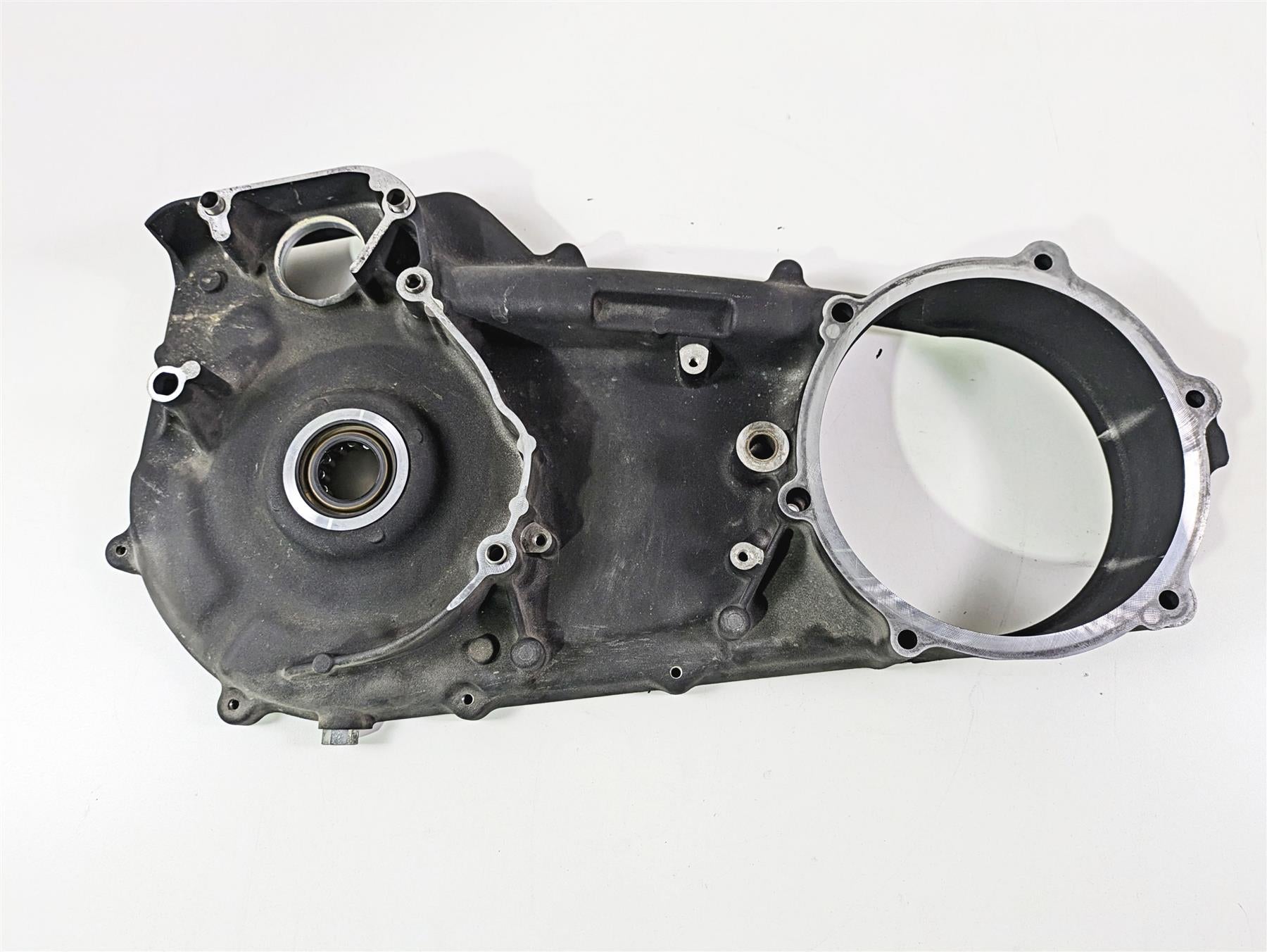 2011 Harley FXDC Dyna Super Glide Inner Primary Drive Clutch Cover 60681-06B {{ shop.shopifyCountryName }} - Mototech271