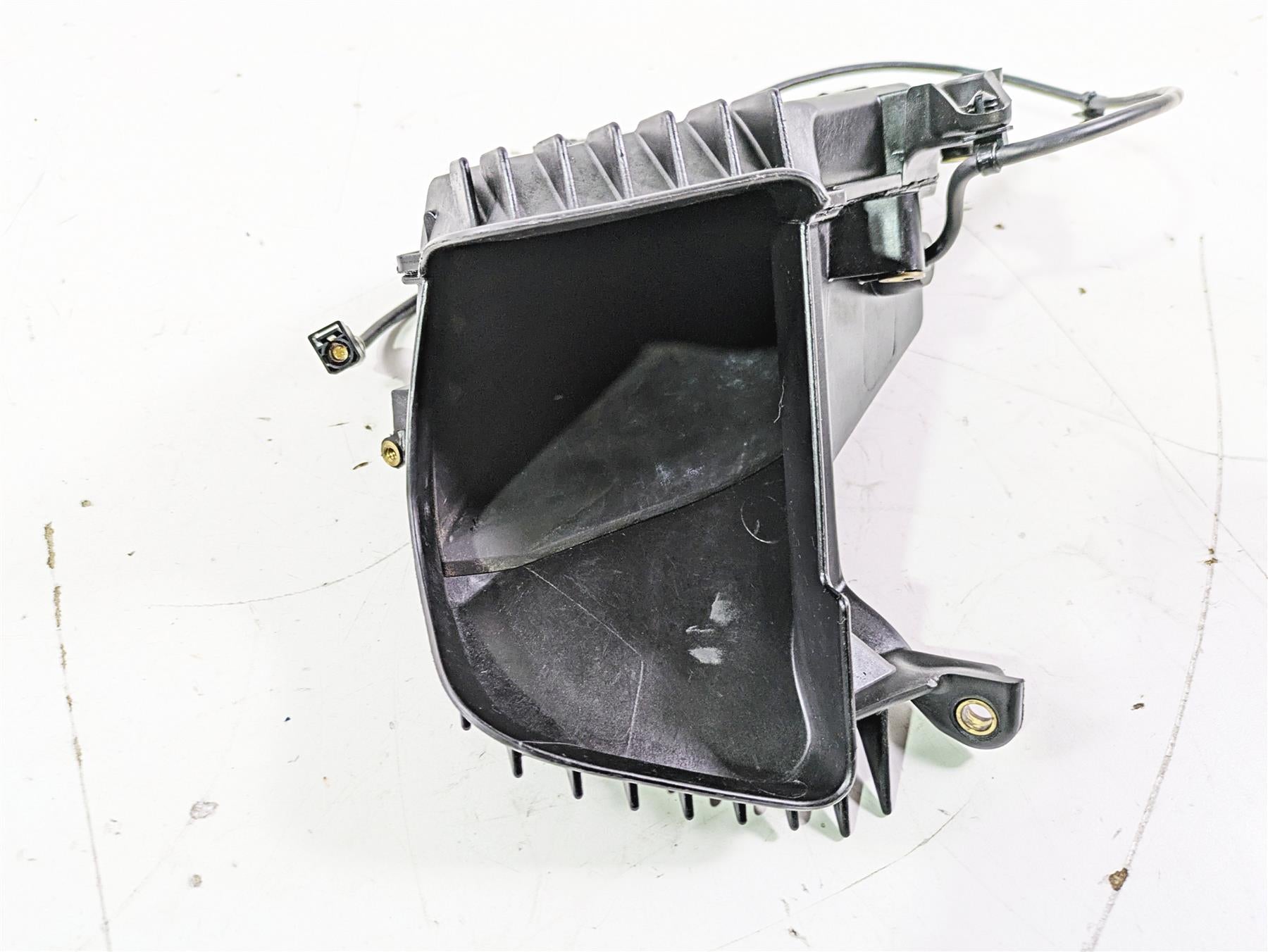2016 Harley Touring FLTRX Road Glide Right Media Compartment READ 76000492 {{ shop.shopifyCountryName }} - Mototech271