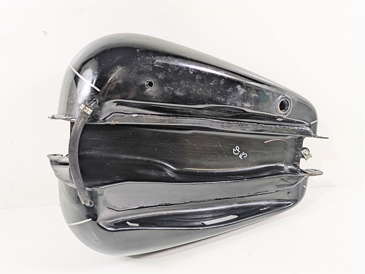 2016 Harley FXDWG Dyna Wide Glide Fuel Gas Petrol Tank - No Dent 61000707 {{ shop.shopifyCountryName }} - Mototech271