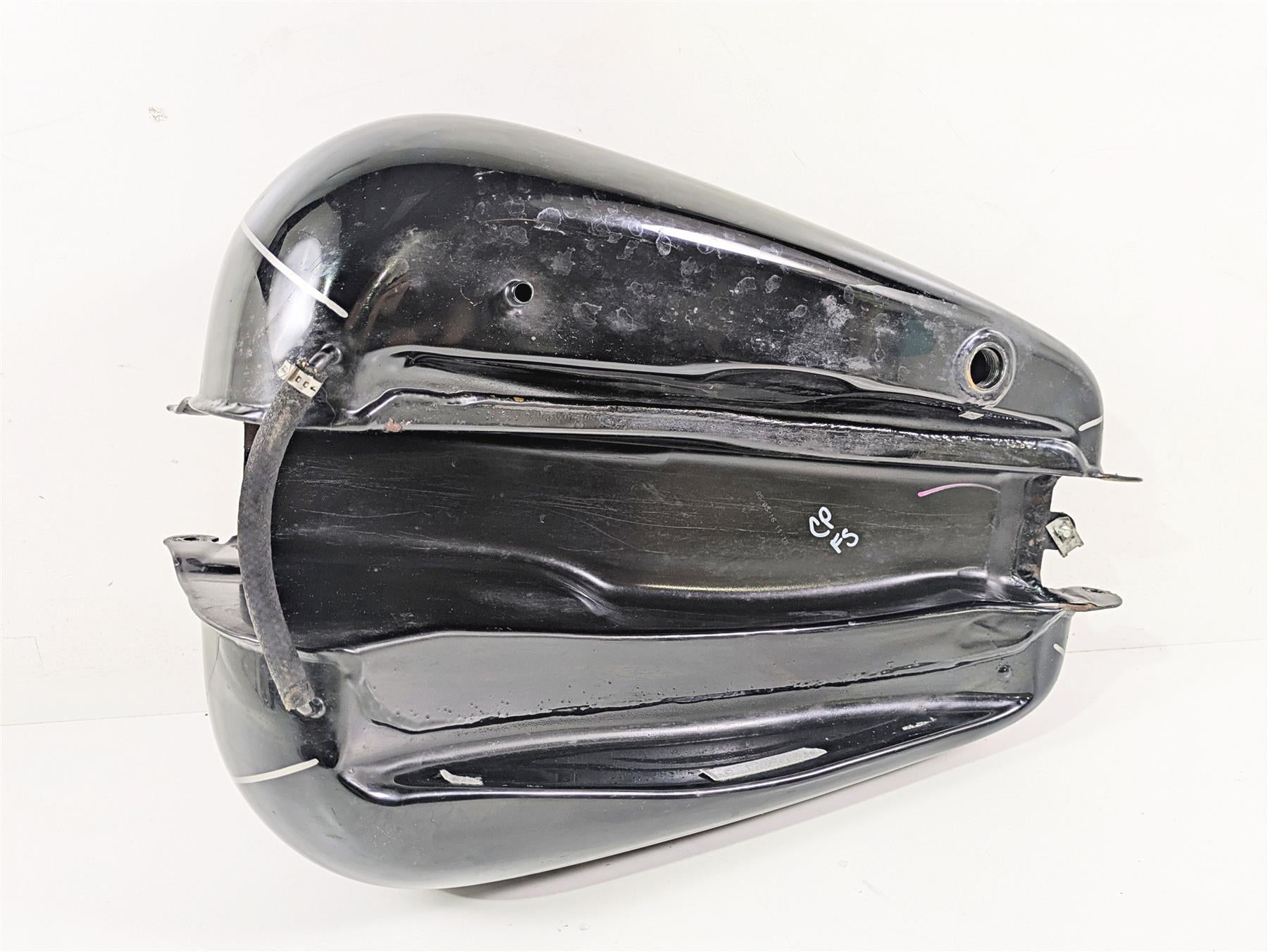 2016 Harley FXDWG Dyna Wide Glide Fuel Gas Petrol Tank - No Dent 61000707 {{ shop.shopifyCountryName }} - Mototech271