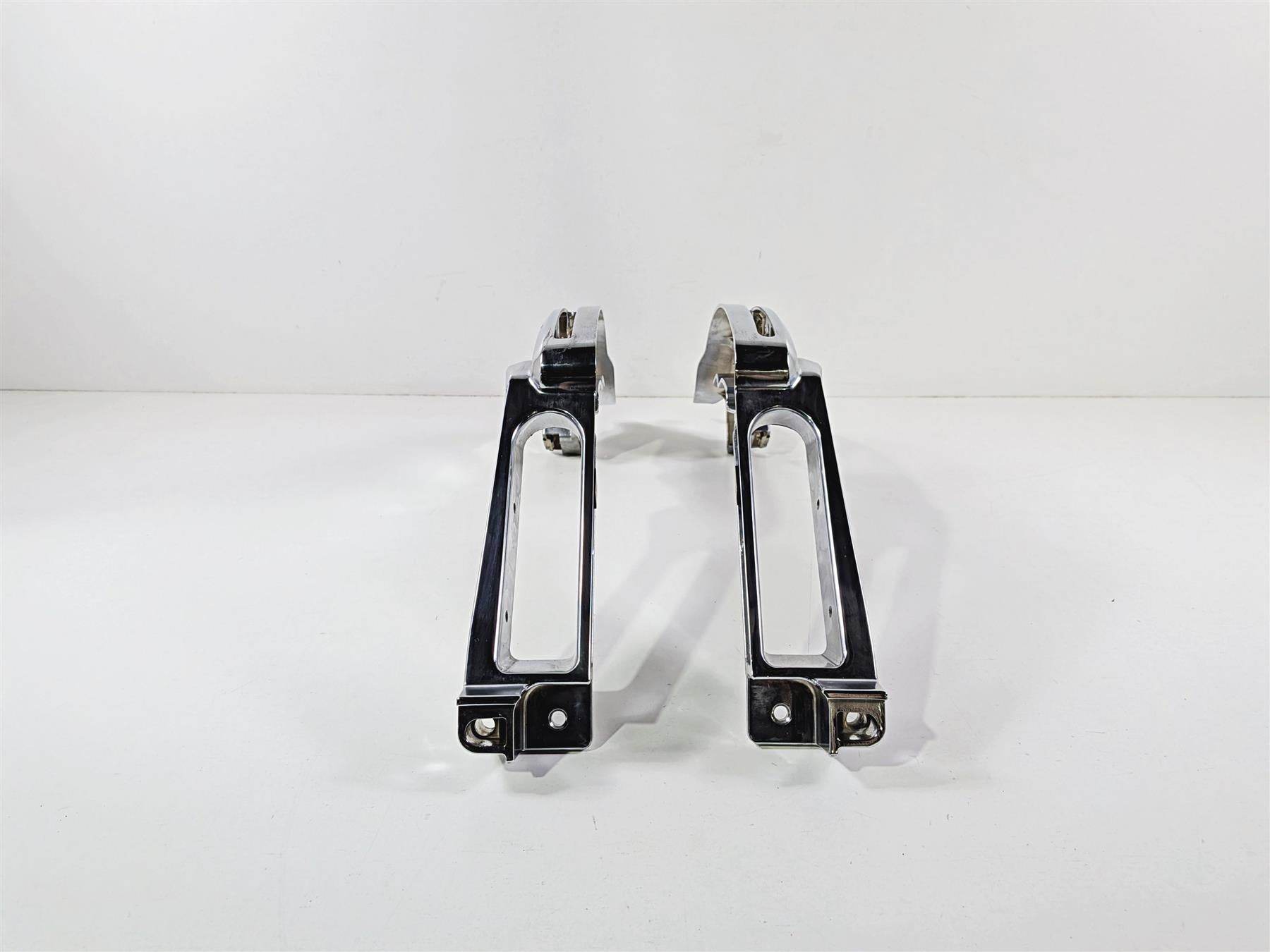 2014 Harley Touring FLHTK Electra Glide Rear Chrome Saddlebag Holder 90200503-Mototech271