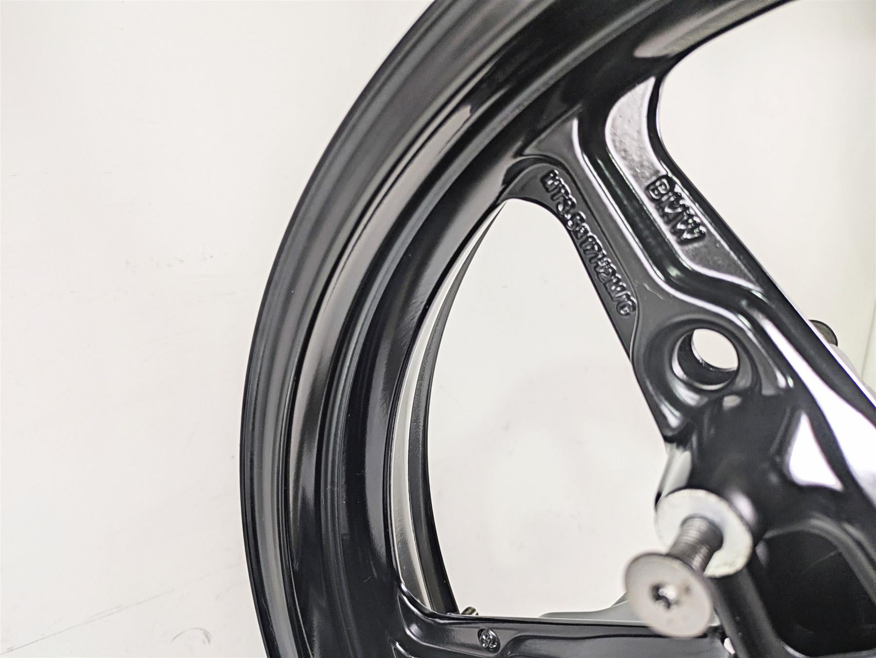 2022 BMW RnineT Pure K22 Straight 17x3.5 Front Wheel Cast Rim 36318562526 {{ shop.shopifyCountryName }} - Mototech271