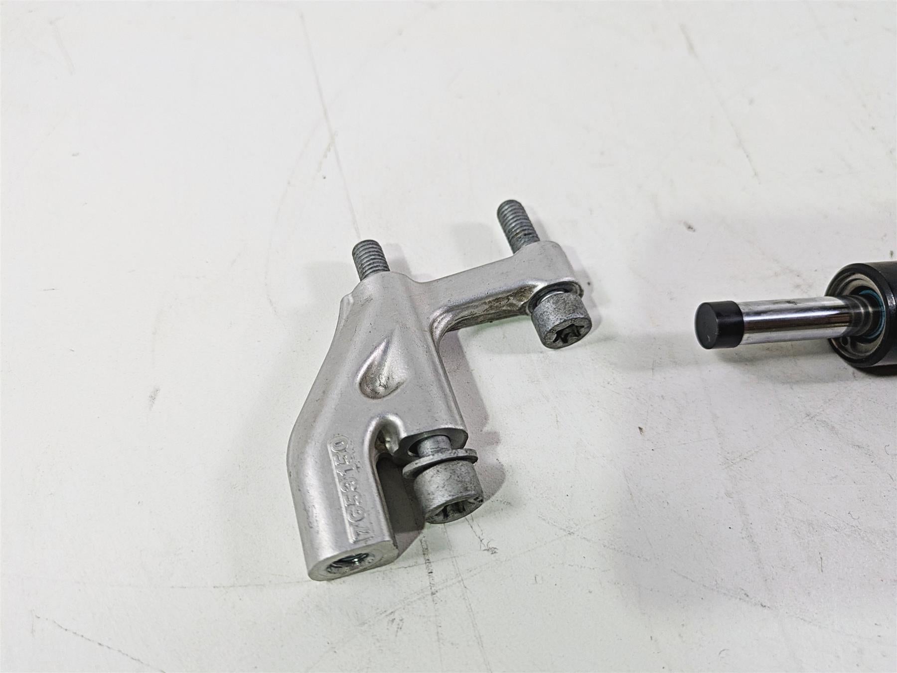 2016 BMW F800R K73 Steering Damper Stabilizer & Mounts 7653149 31427653149 {{ shop.shopifyCountryName }} - Mototech271