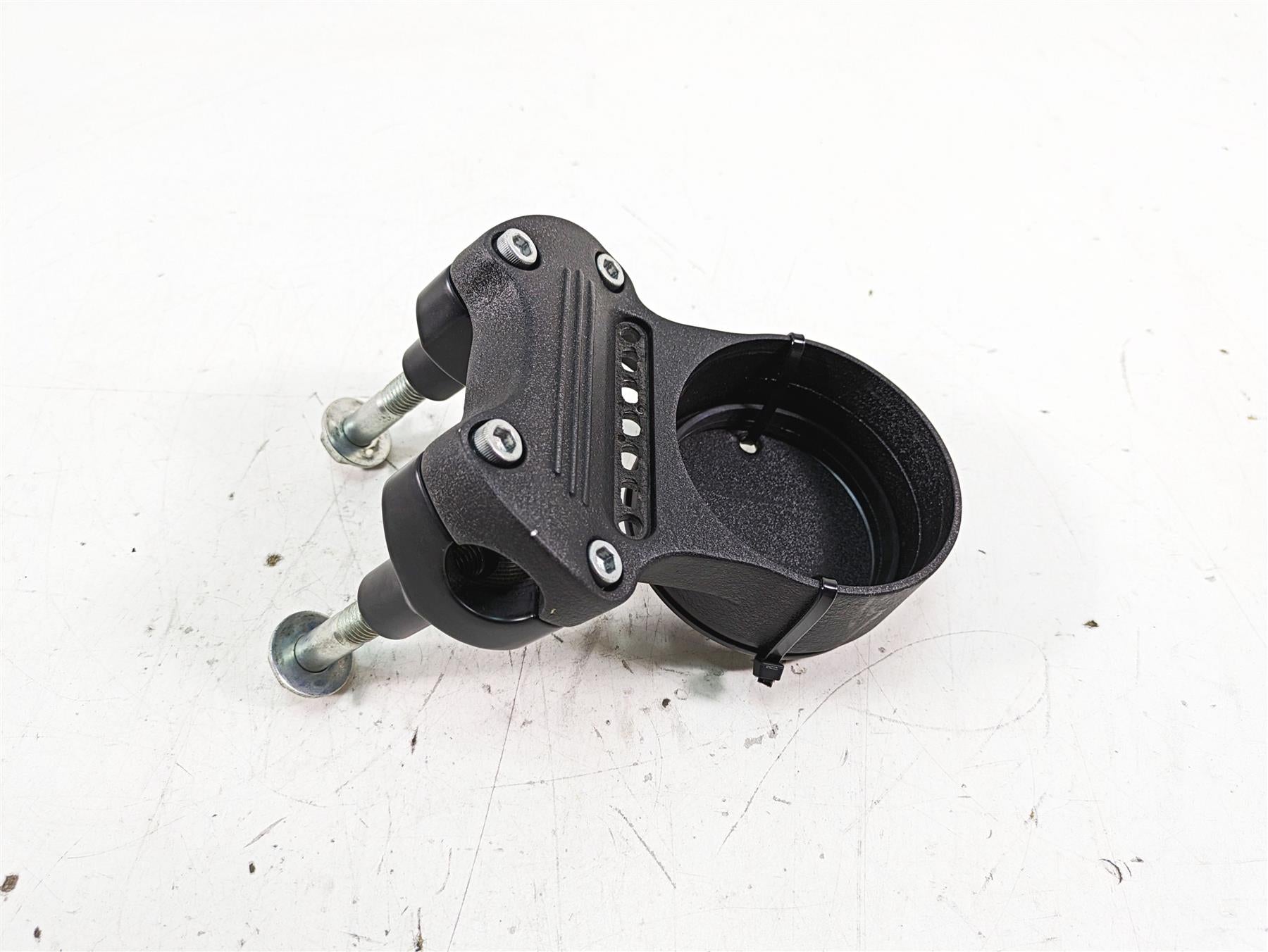 2017 Harley XL883 N Sportster Iron Speedometer Housing & Riser 55847-05A {{ shop.shopifyCountryName }} - Mototech271