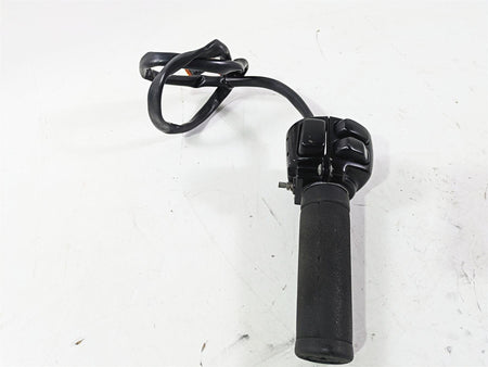 2004 Harley FLSTCI Softail Heritage Right Hand Control Switch 71684-06A 71683-06 {{ shop.shopifyCountryName }} - Mototech271