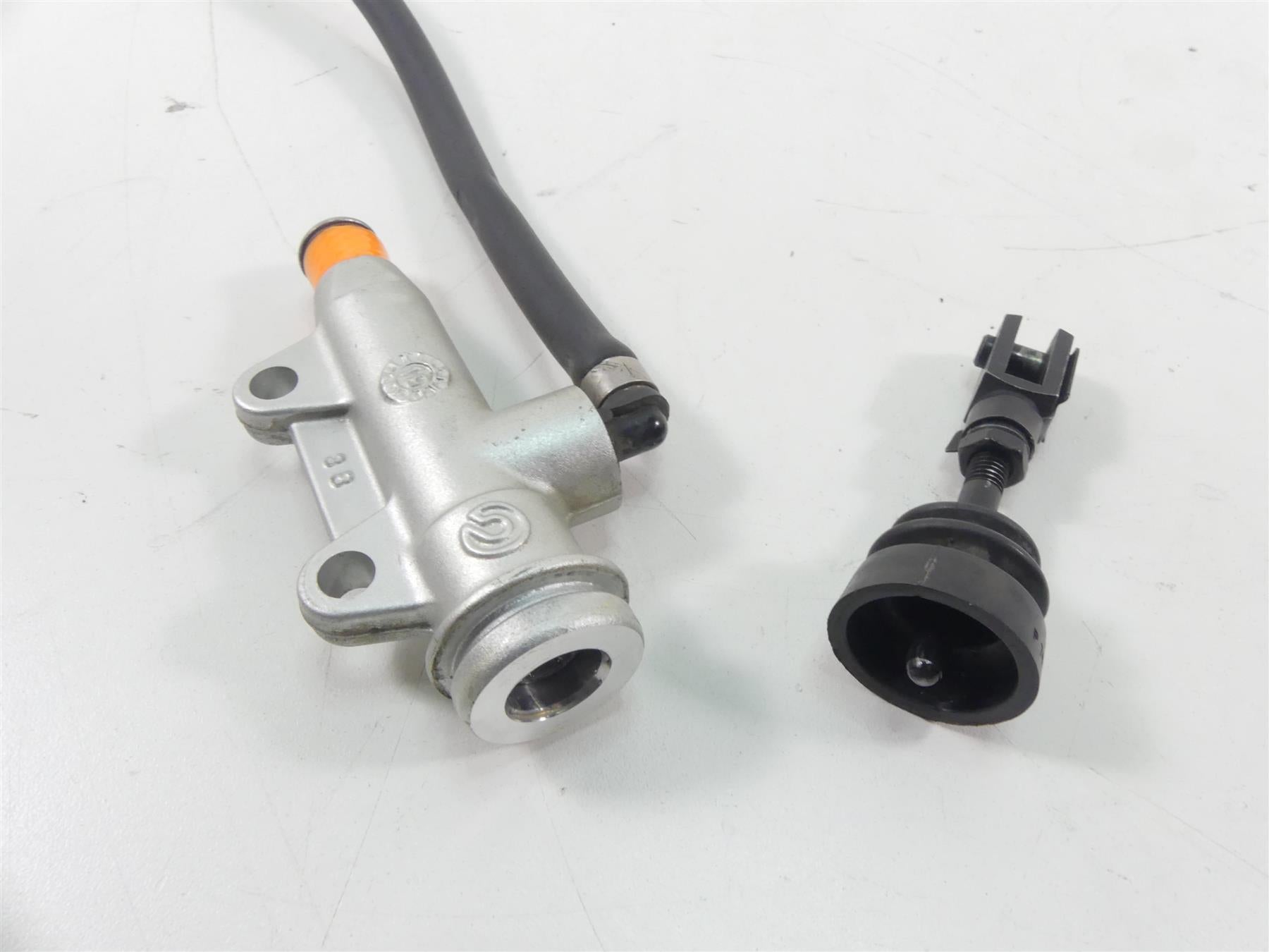 2020 BMW F850 GS K81 Rallye Rear Brembo Brake Master Cylinder 13mm 34217692190 {{ shop.shopifyCountryName }} - Mototech271