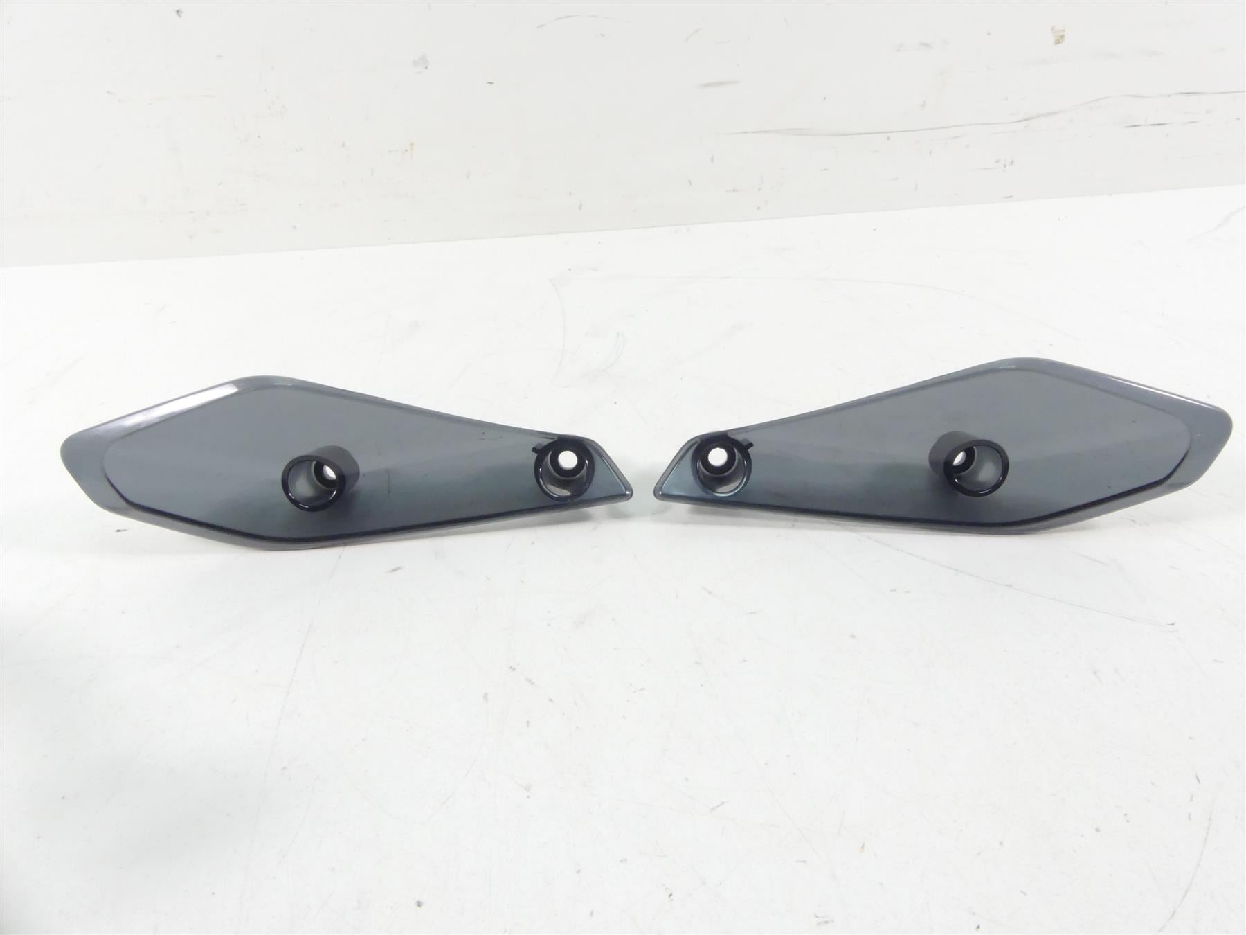 2016 BMW R1200RS K54 Wunderlich America Side Wind Deflector Set 20521005-006 {{ shop.shopifyCountryName }} - Mototech271