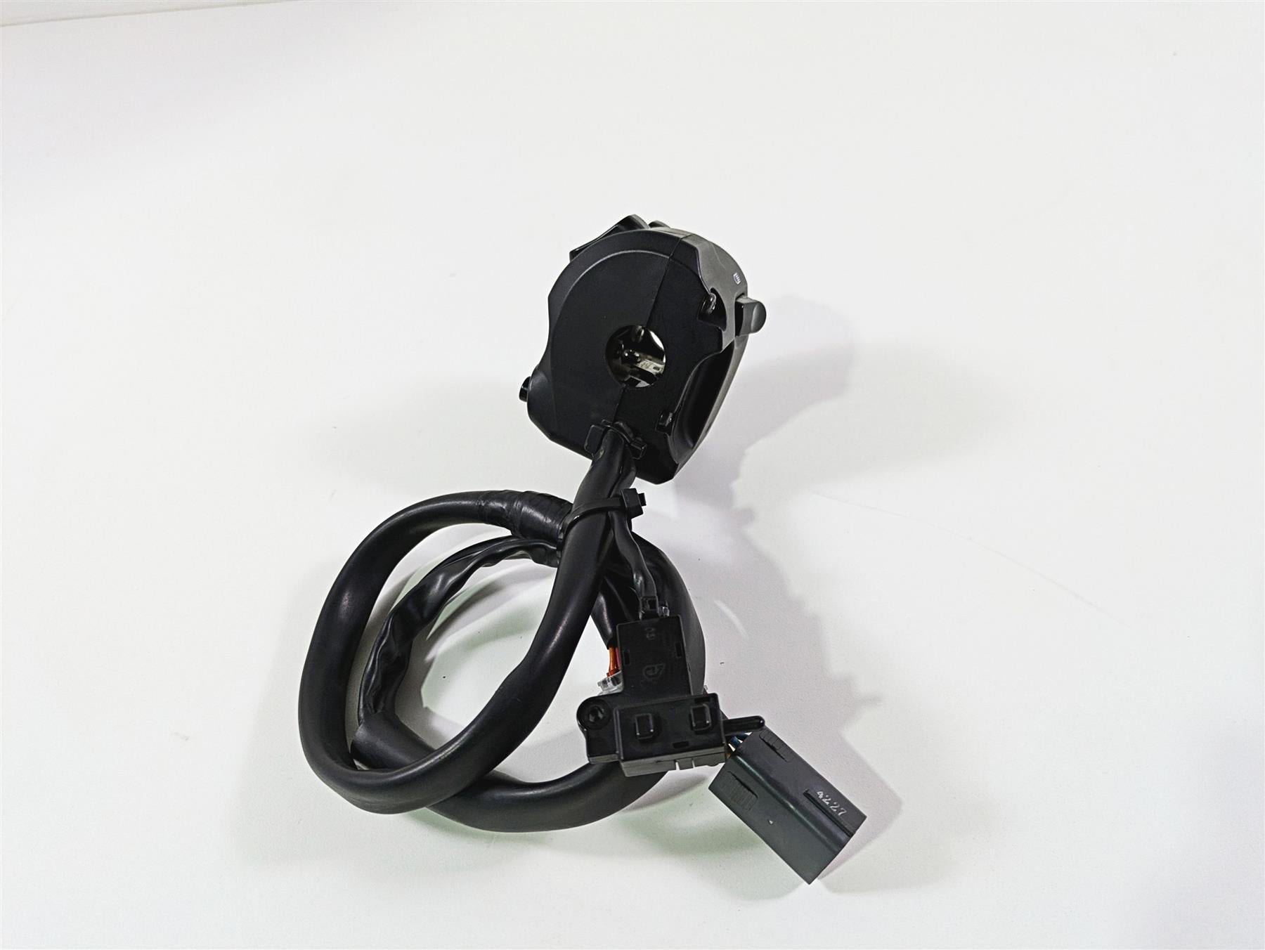 2015 Triumph Tiger Explorer XC Left Hand Control Switch - READ T2042035 {{ shop.shopifyCountryName }} - Mototech271