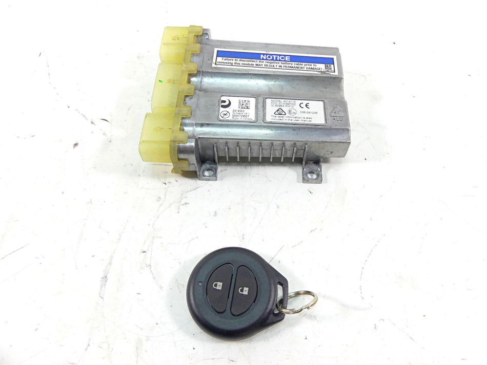 2019 Indian Chieftain Classic Vcm Vehicle Control Module & Fob 2414503 4014121 {{ shop.shopifyCountryName }} - Mototech271