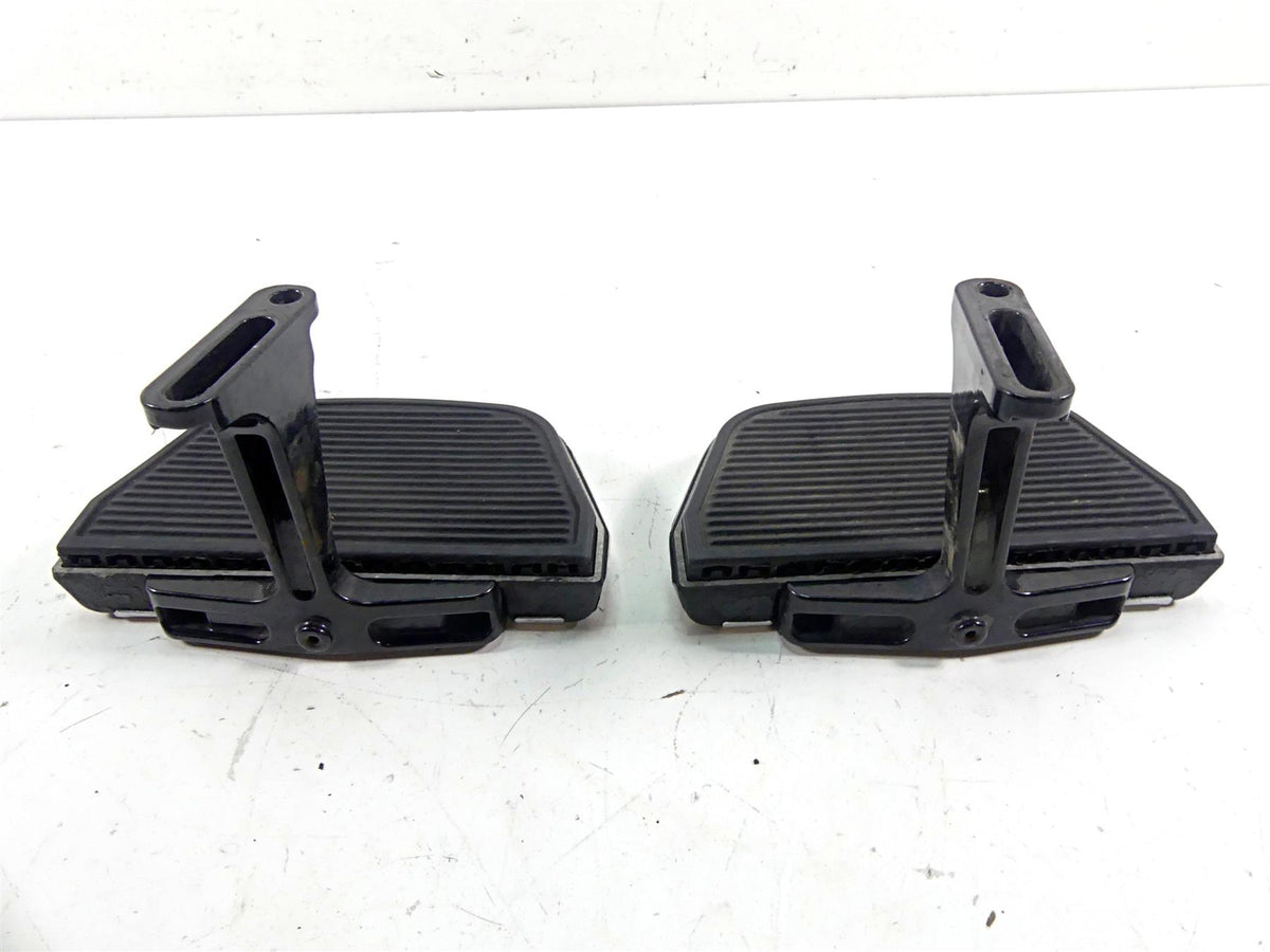 2011 Harley Touring FLTRX Road Glide Rear Passenger Floorboard Foot Rest Set {{ shop.shopifyCountryName }} - Mototech271